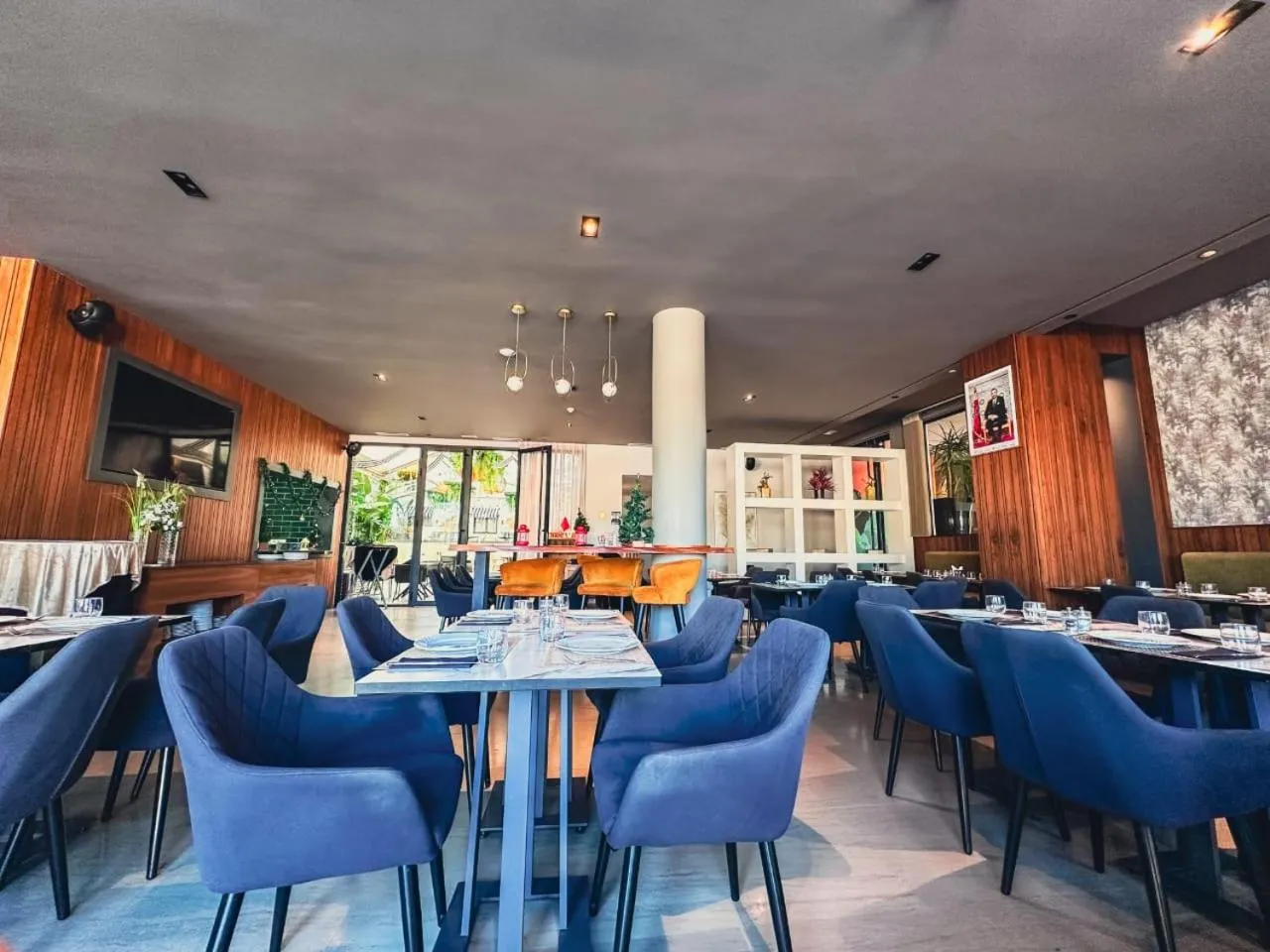 Restaurant/places to eat in Urban Hotel & Spa