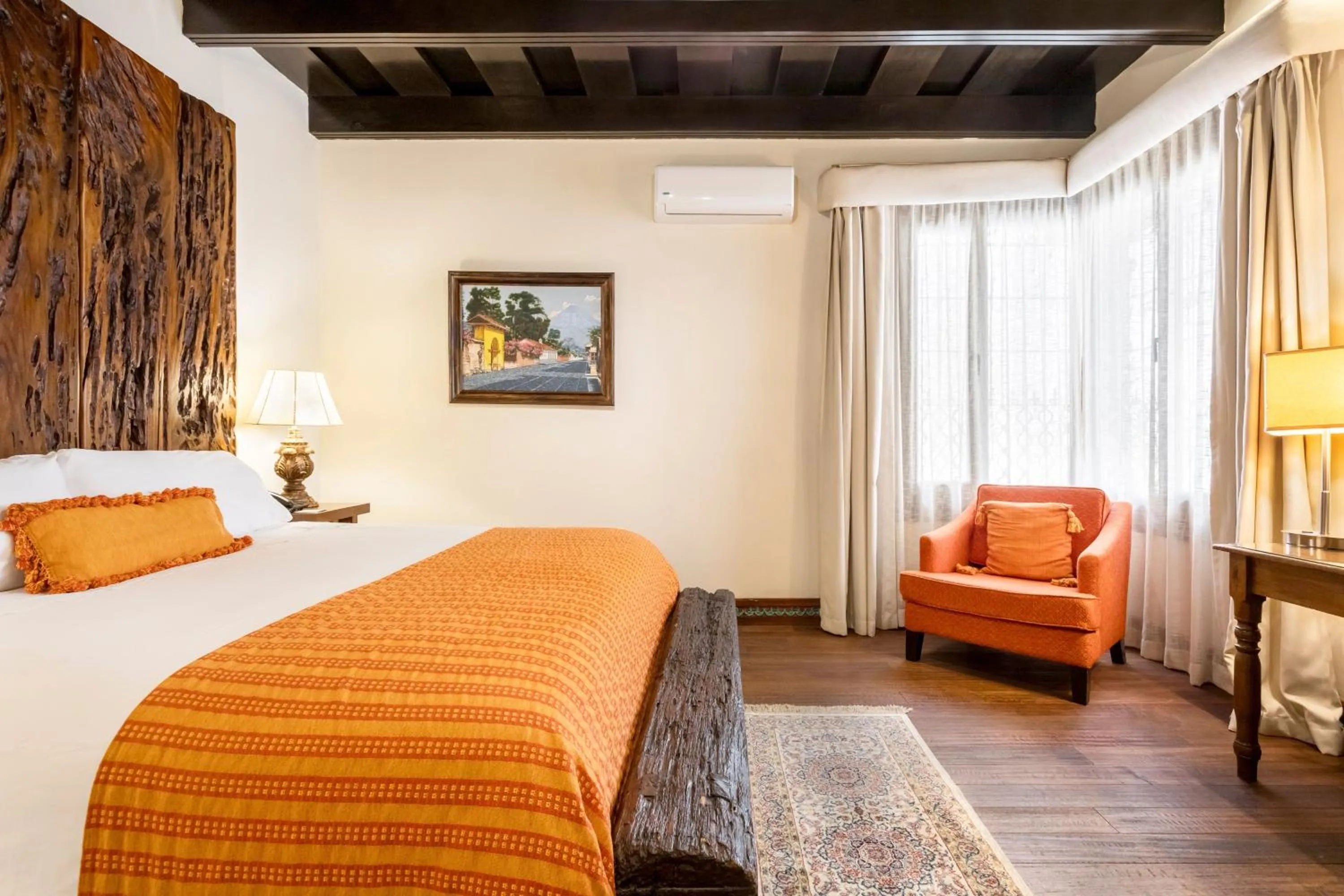 Seating area, Bed in Pensativo House Hotel