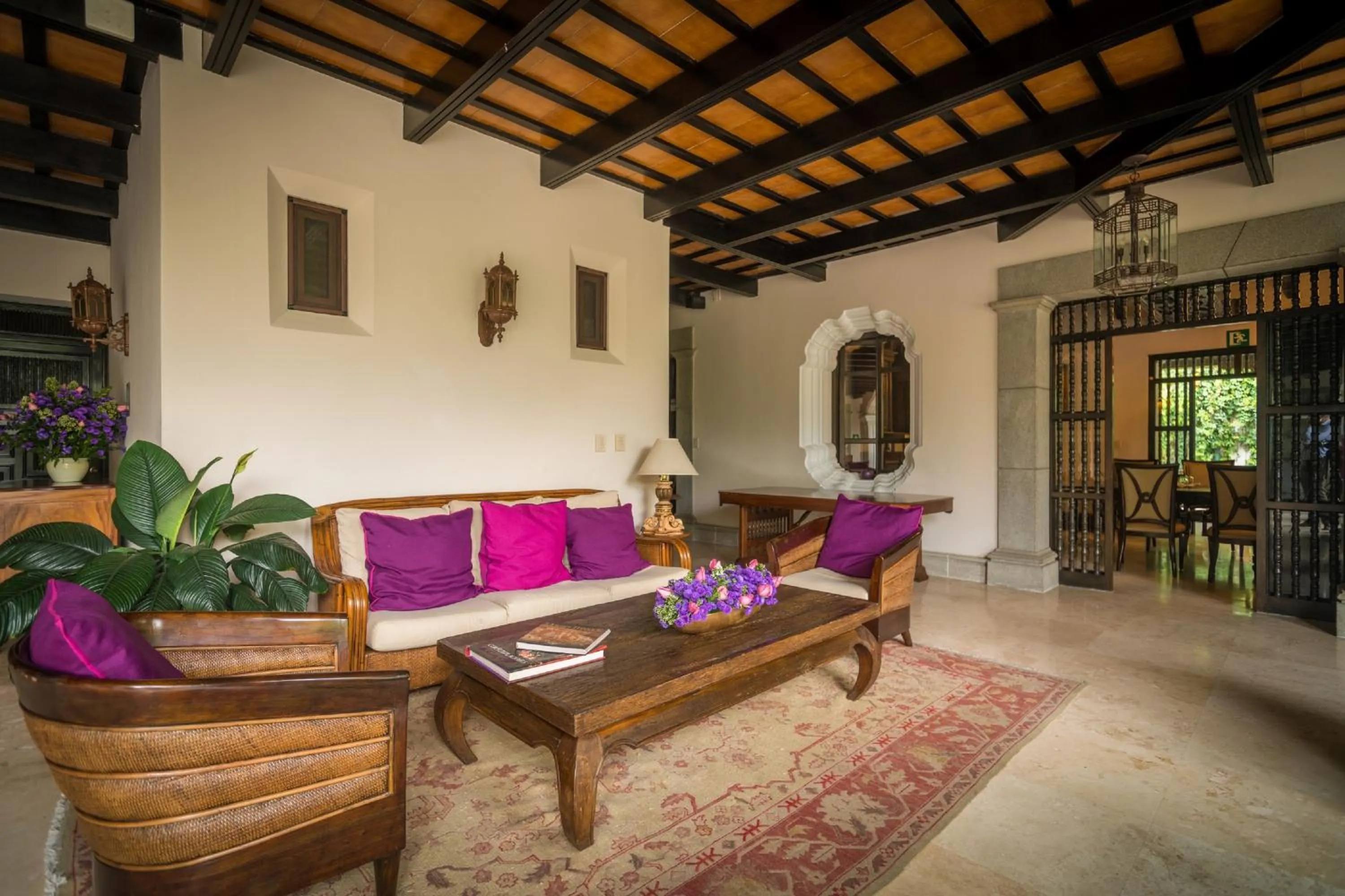 Lobby or reception in Pensativo House Hotel