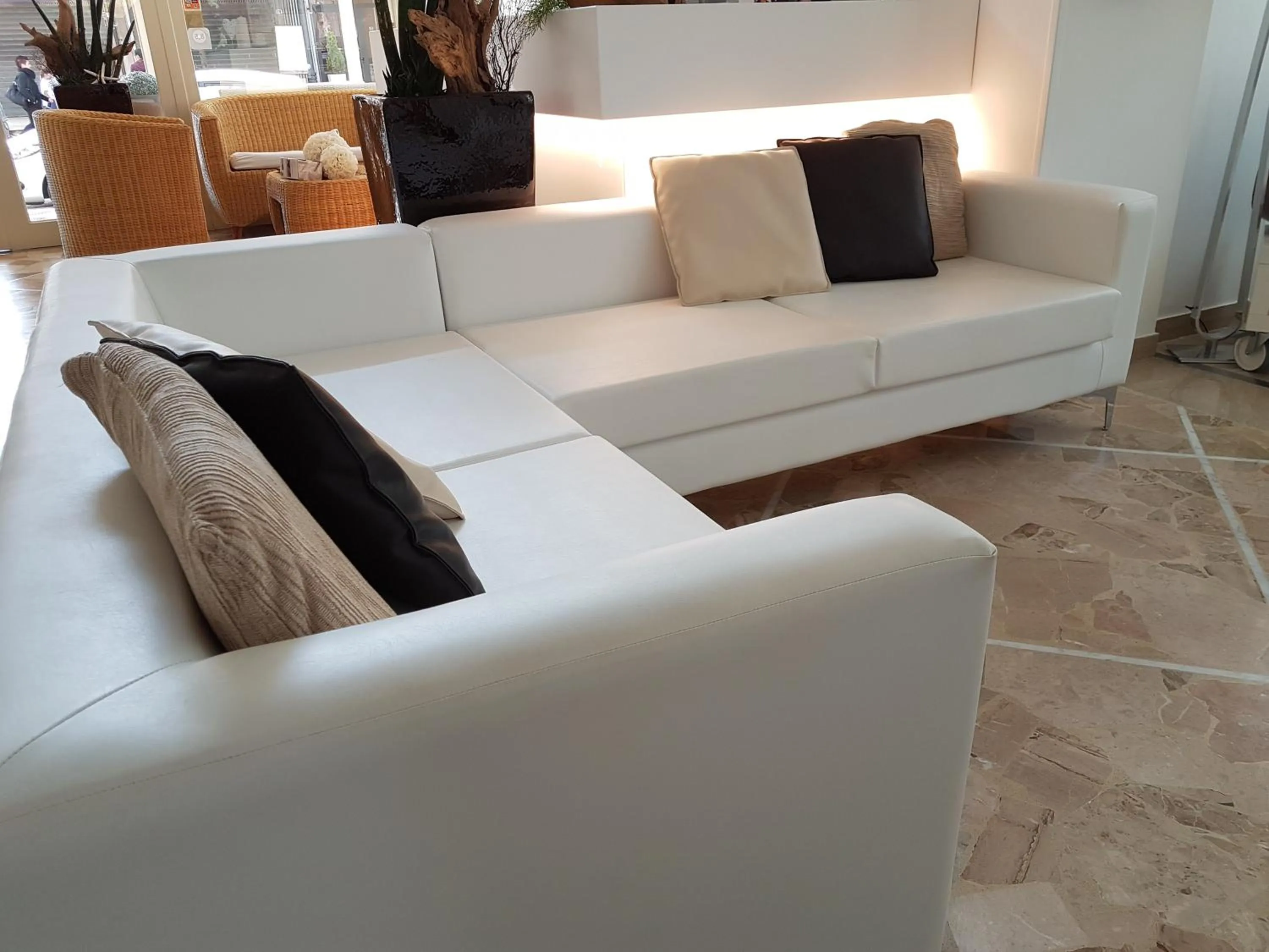 Communal lounge/ TV room in Hotel Solemare