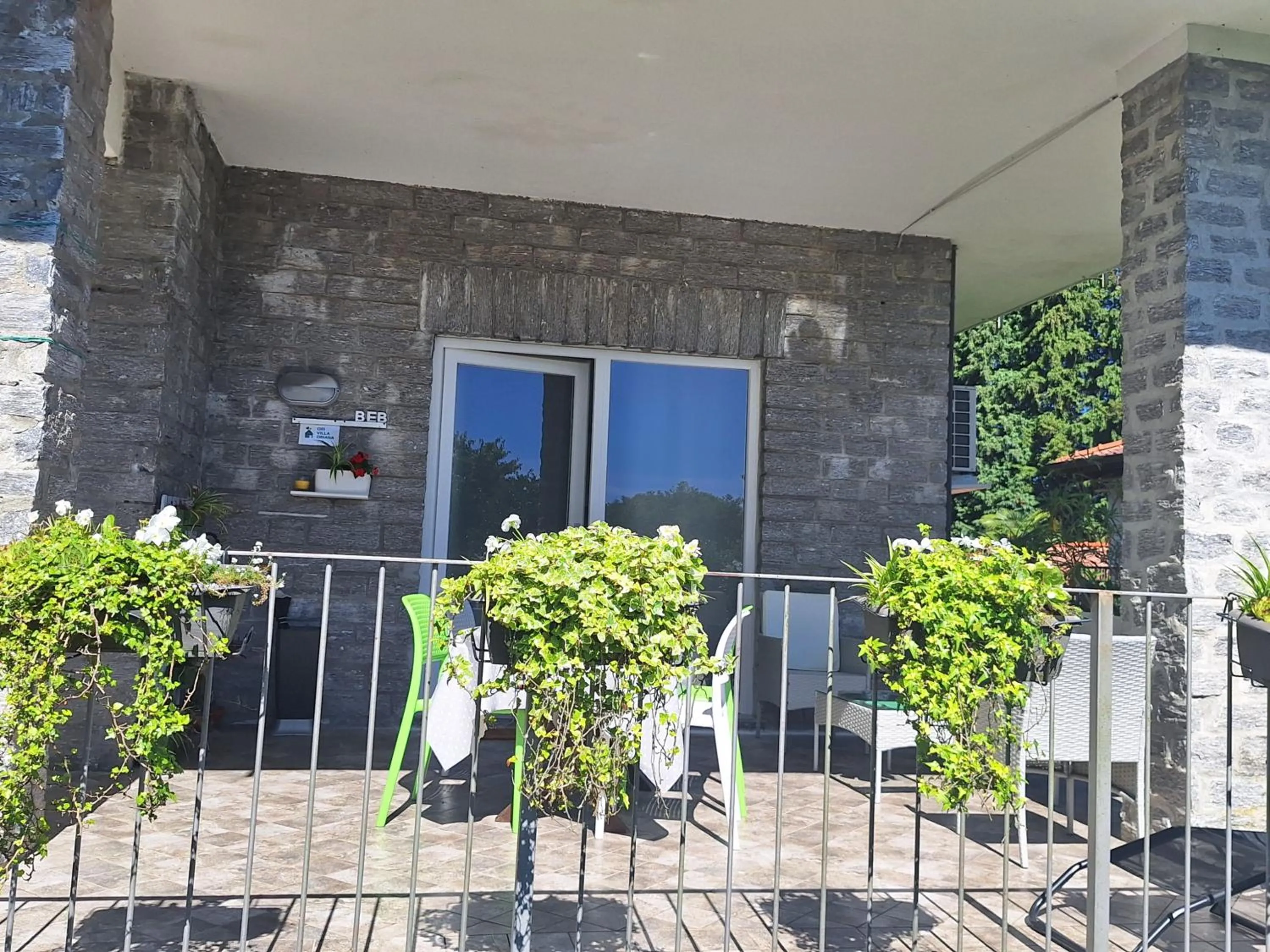Property building in Ori Villa Oriana