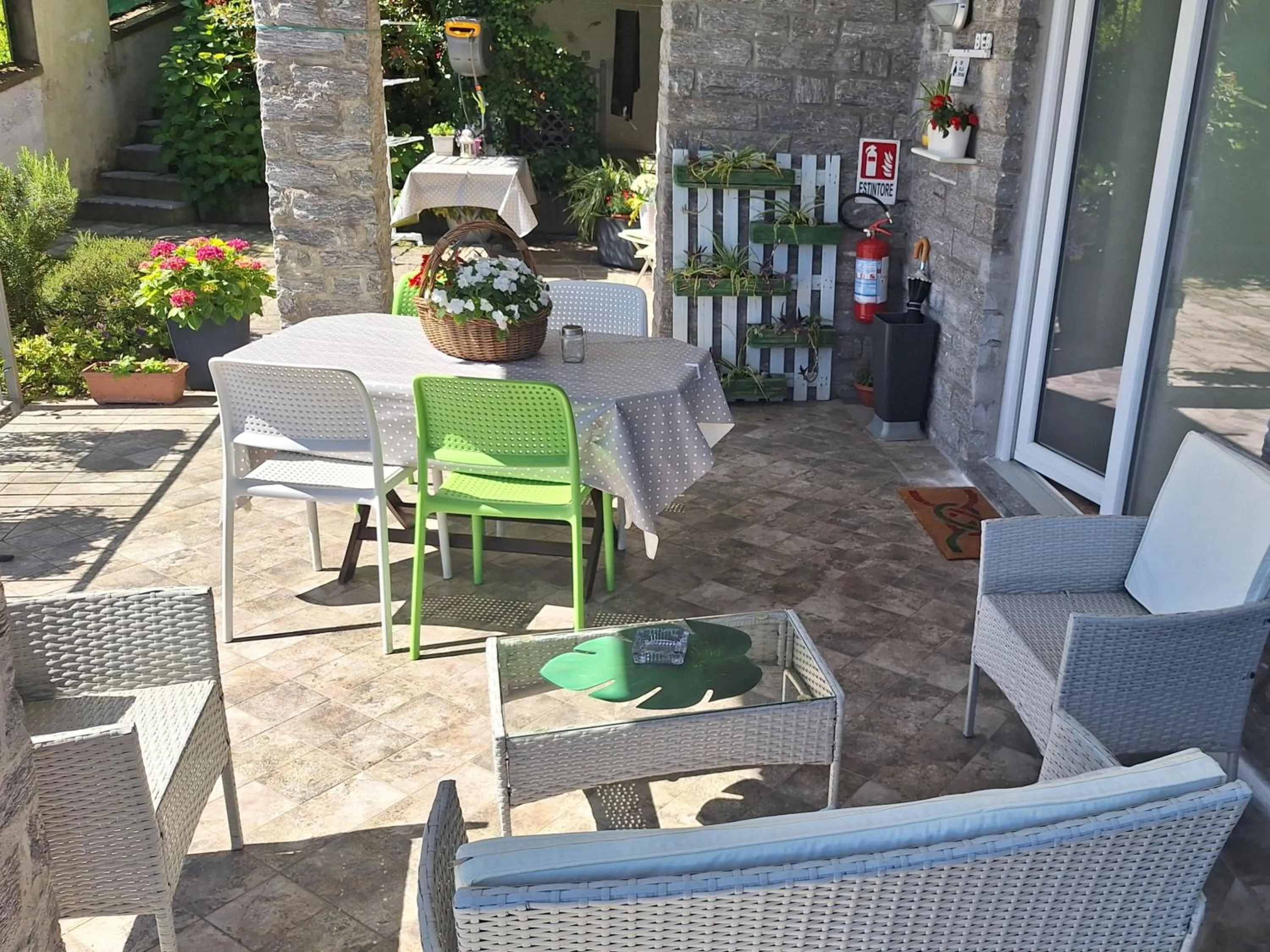 Balcony/Terrace in Ori Villa Oriana