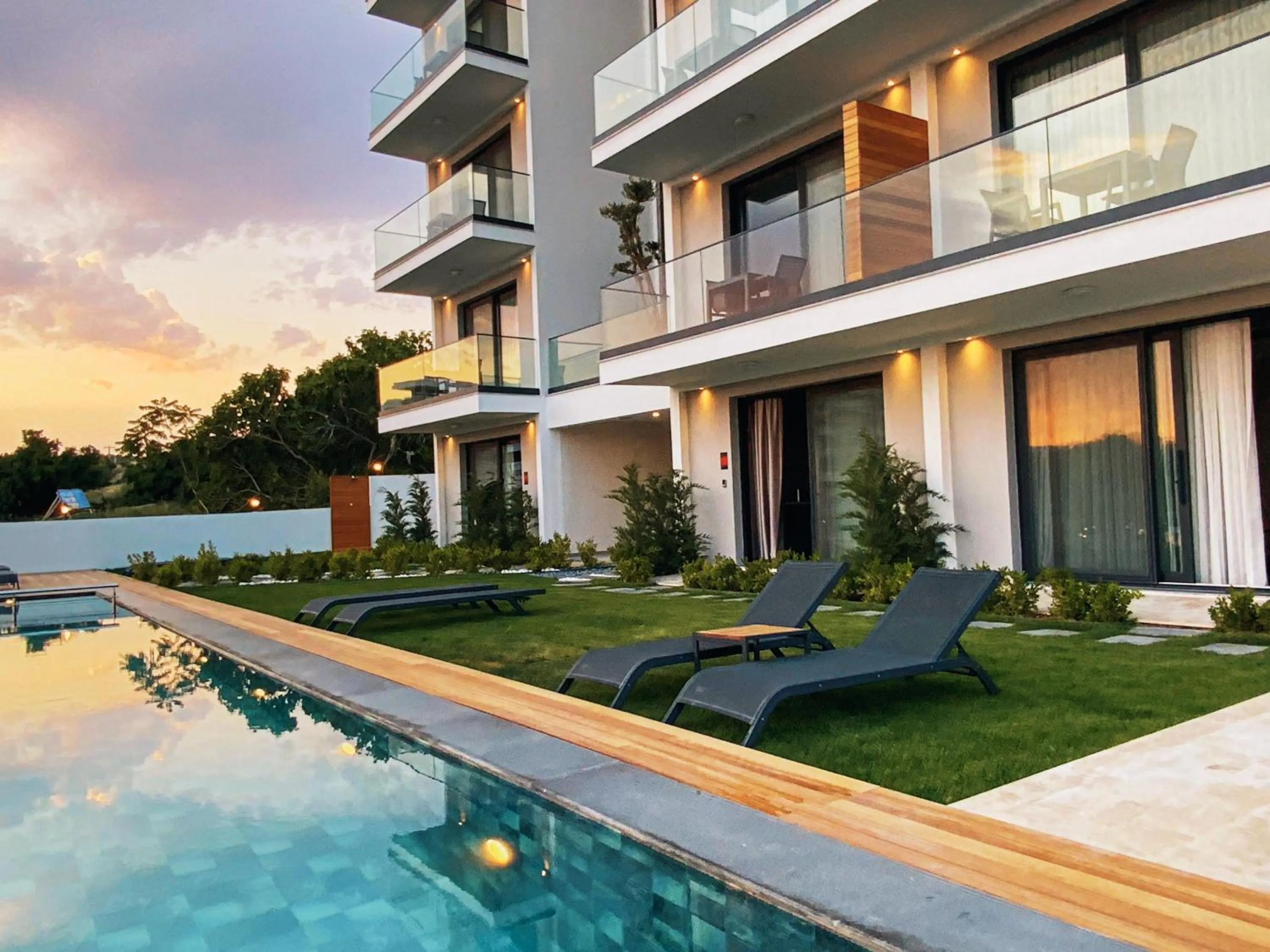 Property building in KADAGAN SUİTES AYASARANDA