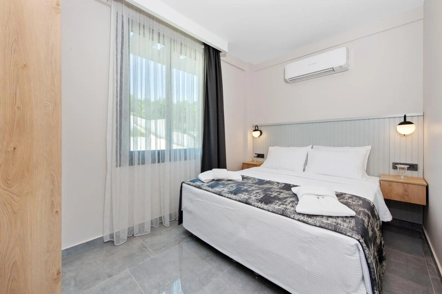 Photo of the whole room, Bed in KADAGAN SUİTES AYASARANDA