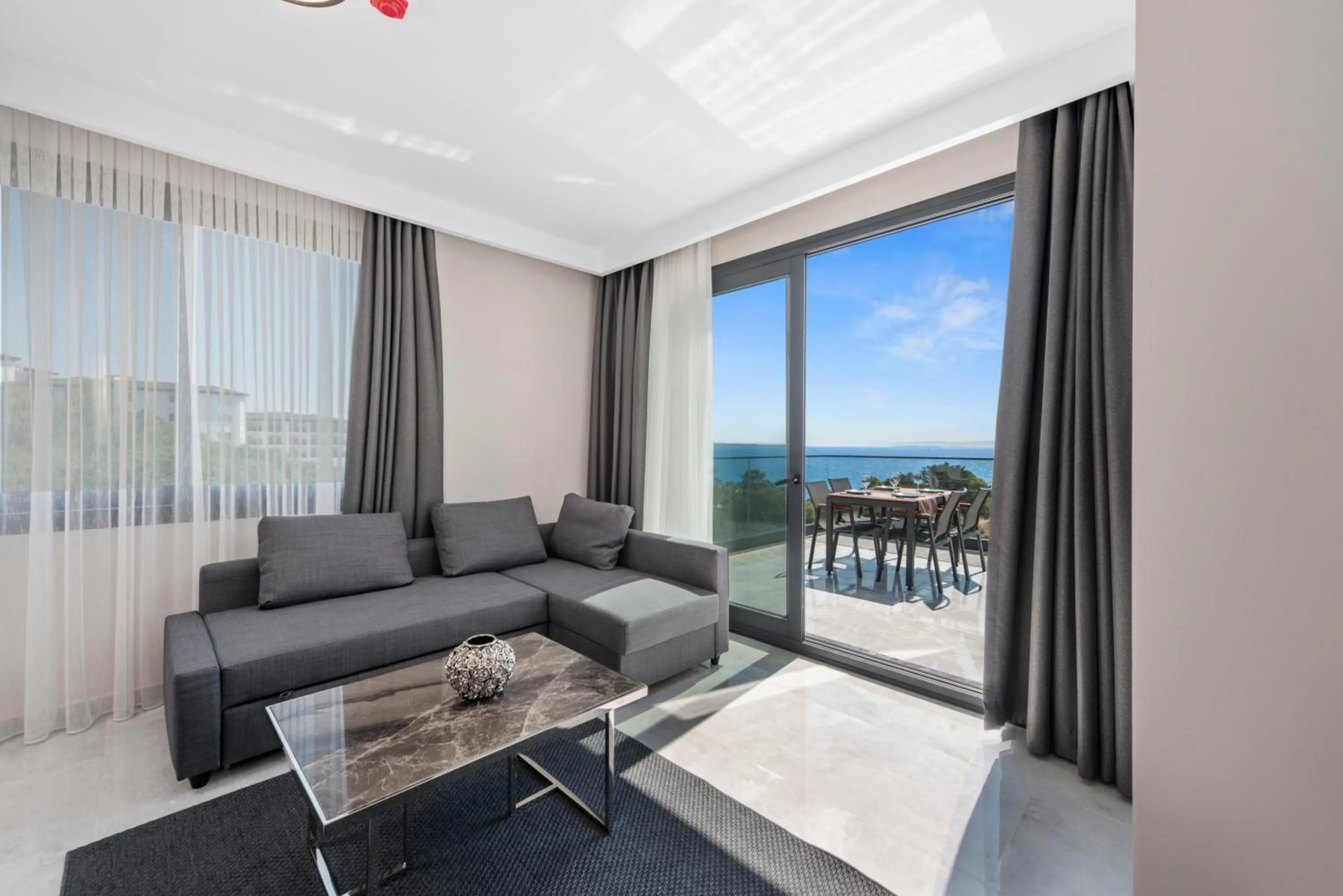 Balcony/Terrace in KADAGAN SUİTES AYASARANDA