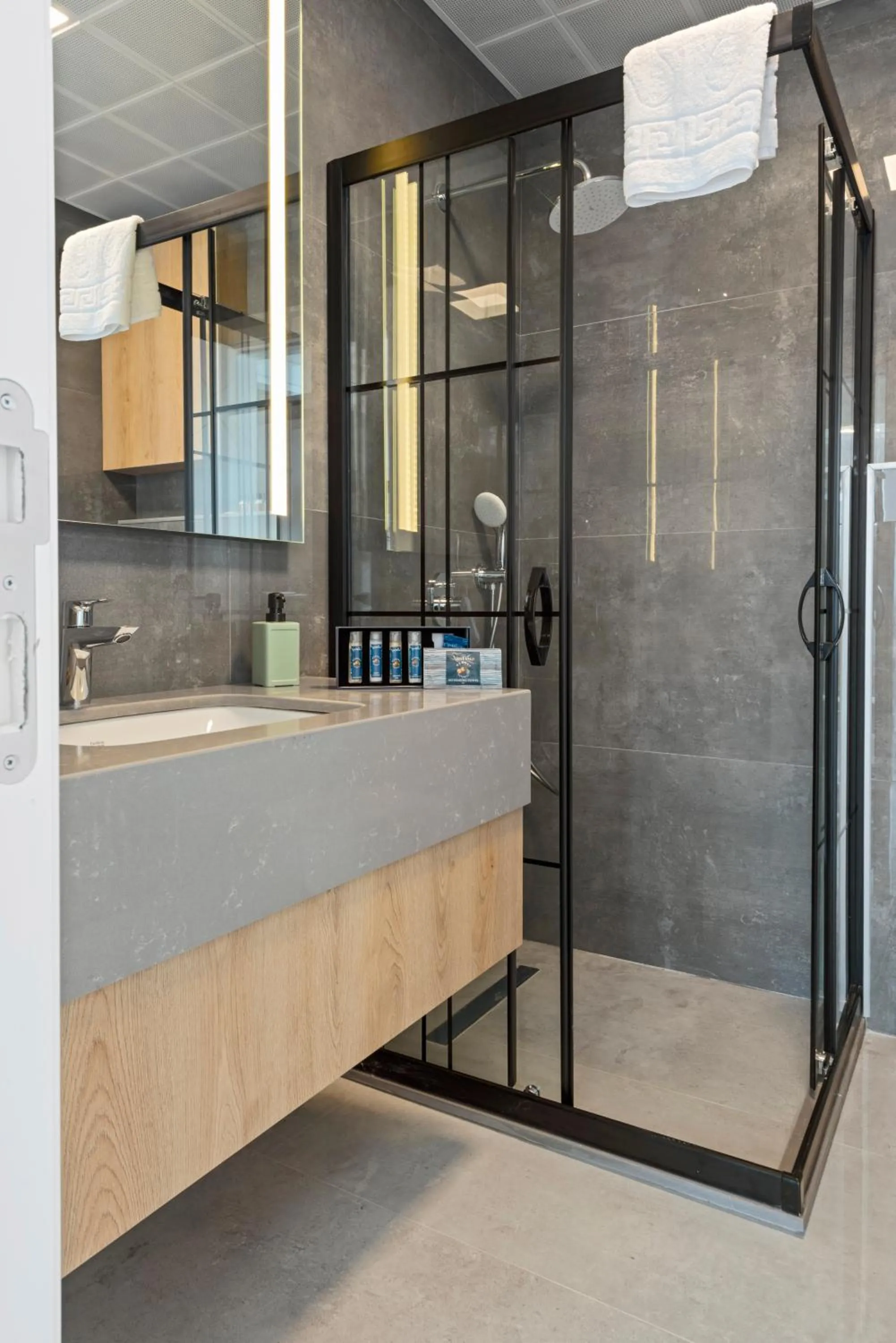 Bathroom in KADAGAN SUİTES AYASARANDA