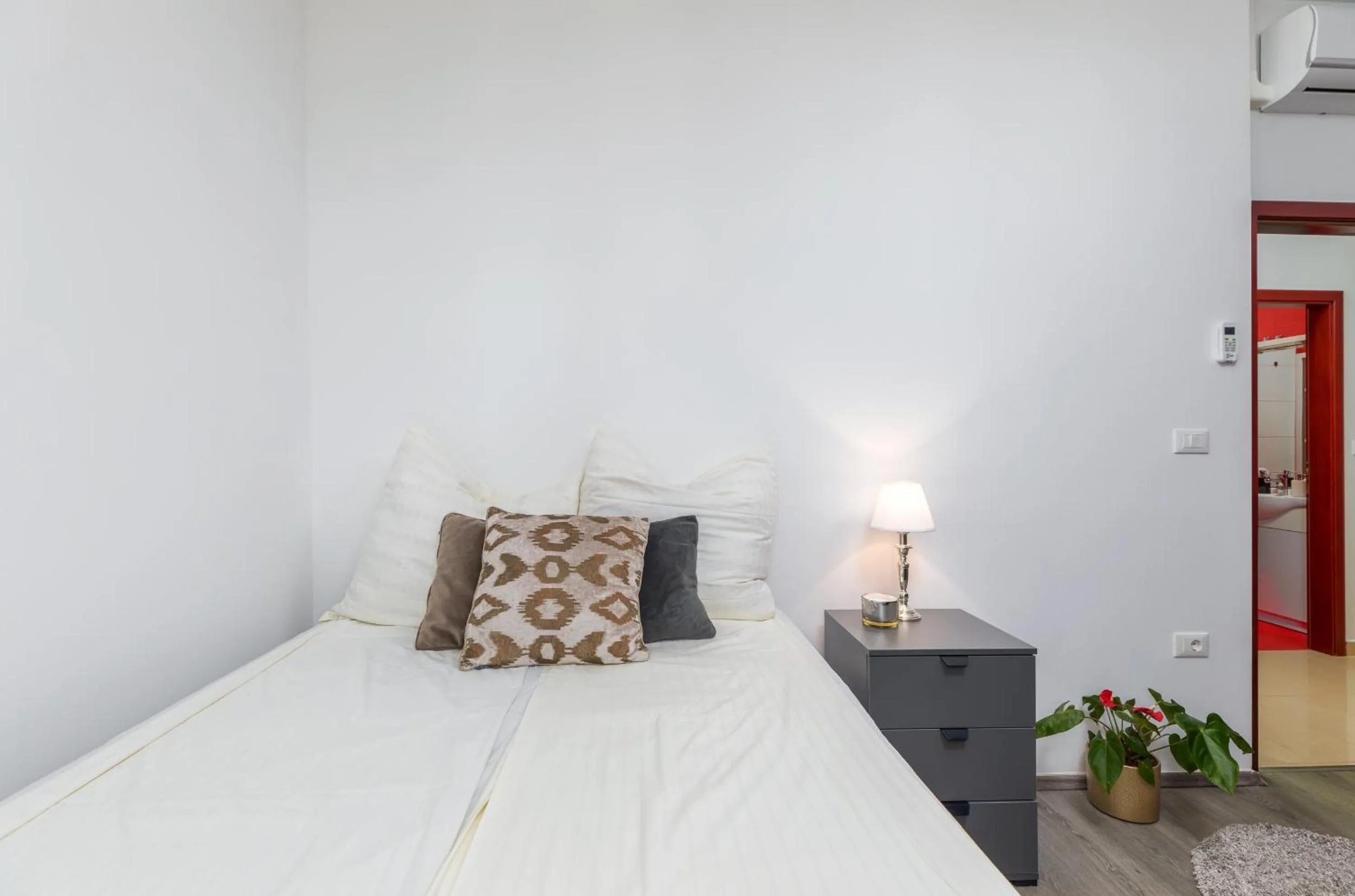 Bedroom, Bed in Apartment Augusto - Sea view