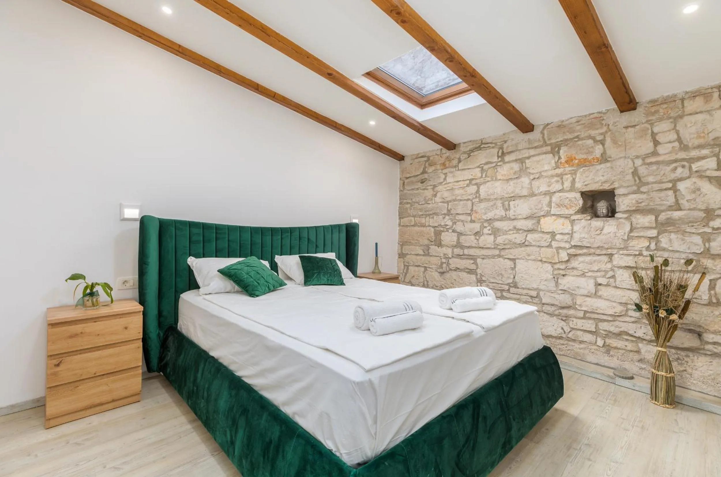 Bedroom, Bed in Apartment Augusto - Sea view