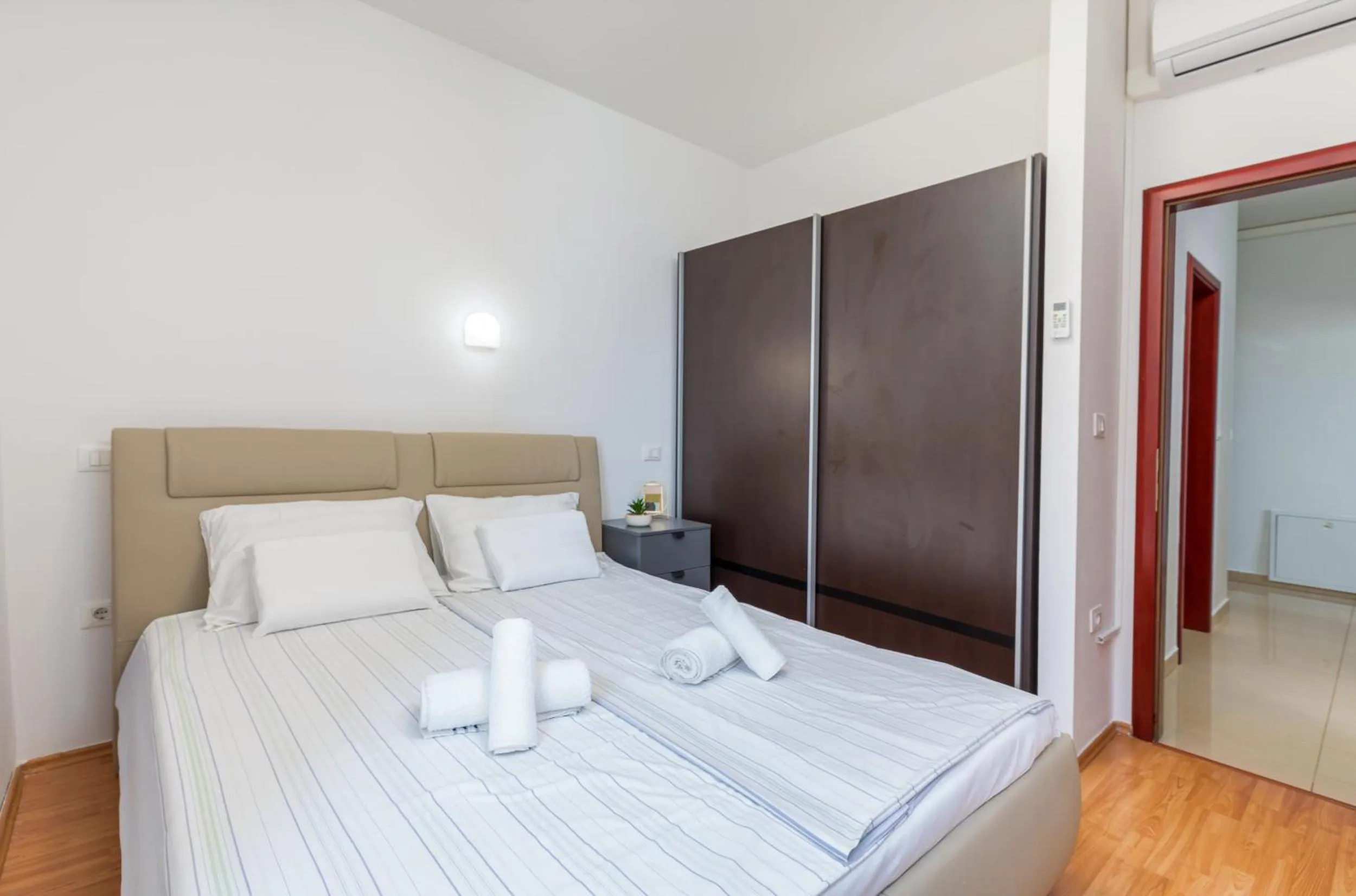 Bedroom, Bed in Apartment Augusto - Sea view