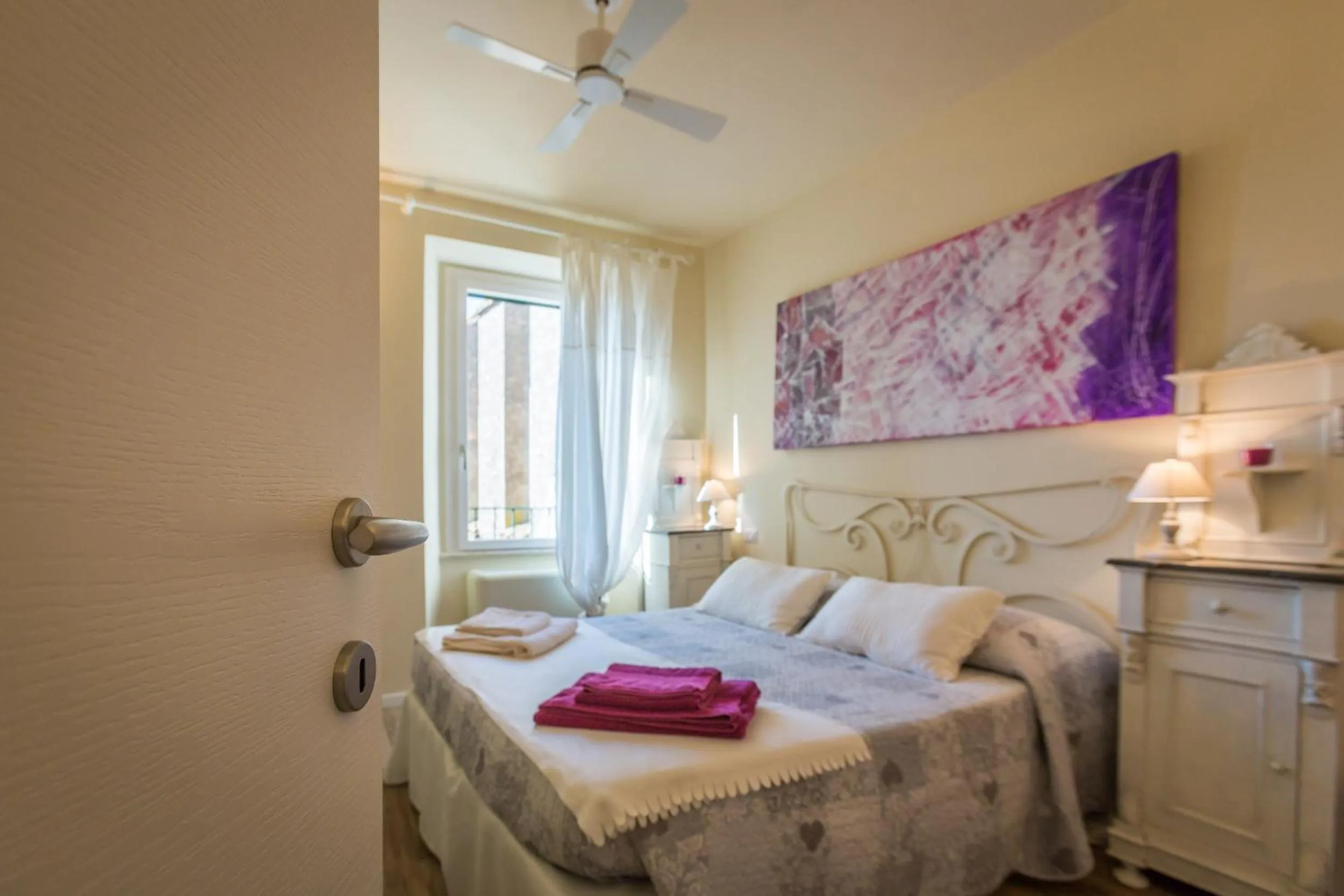 Photo of the whole room, Bed in Viterbo Antica - centro storico