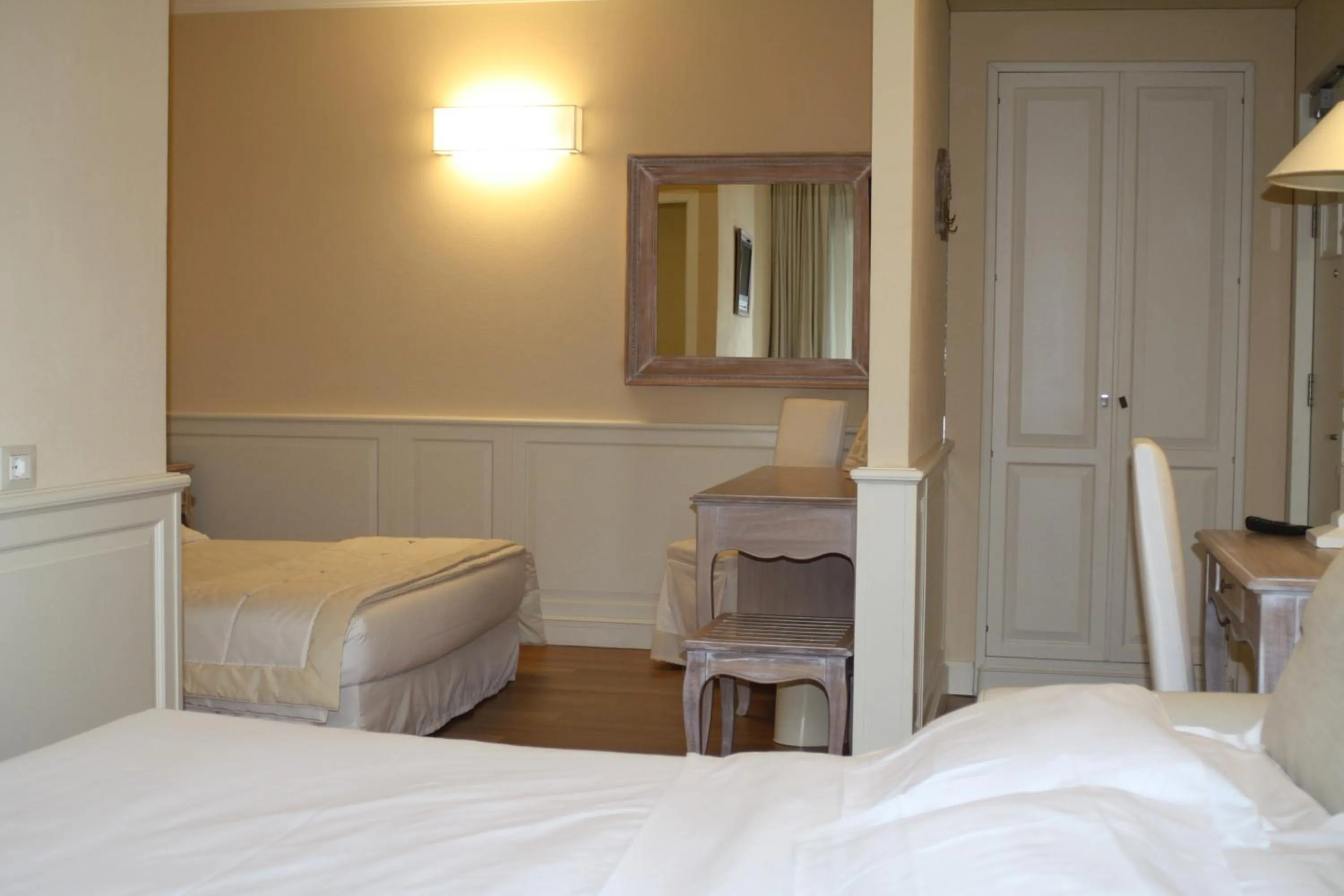 Bedroom, Bed in Hotel Antico Mulino