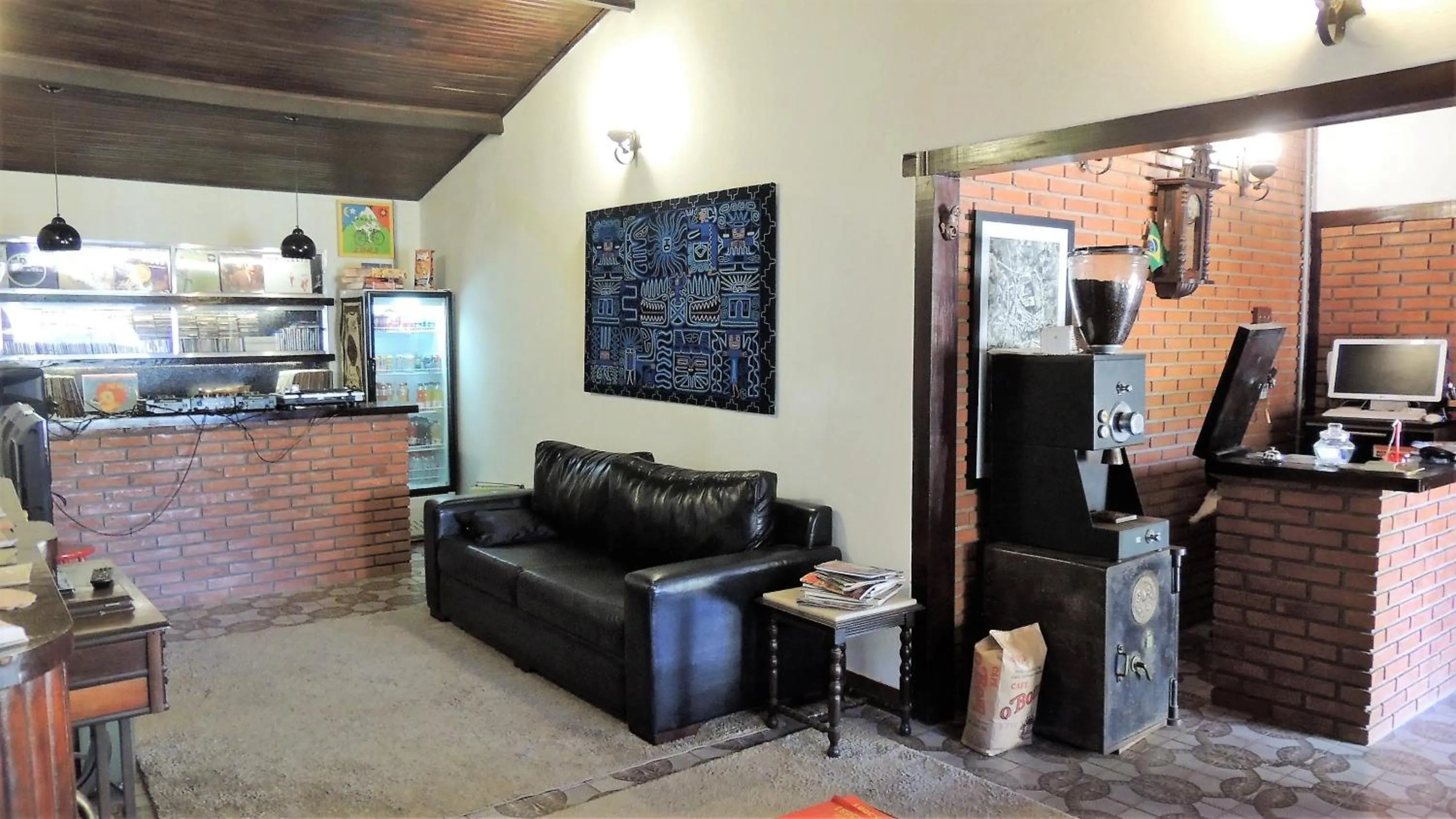 Lounge or bar in Guappo Socorro