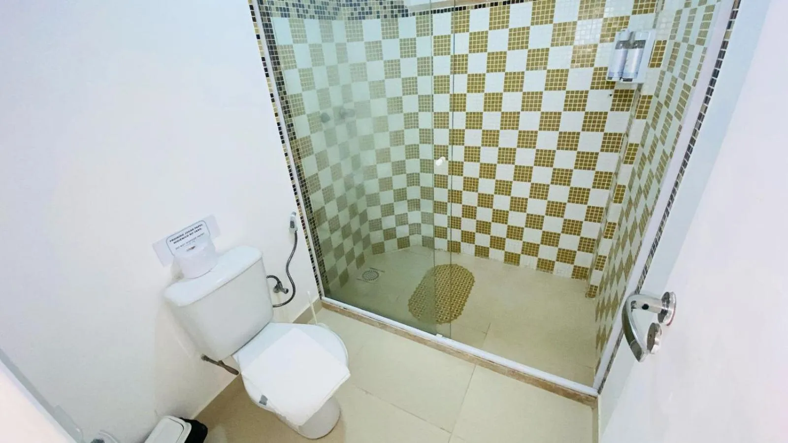 Shower in Villaggio Orizzonte