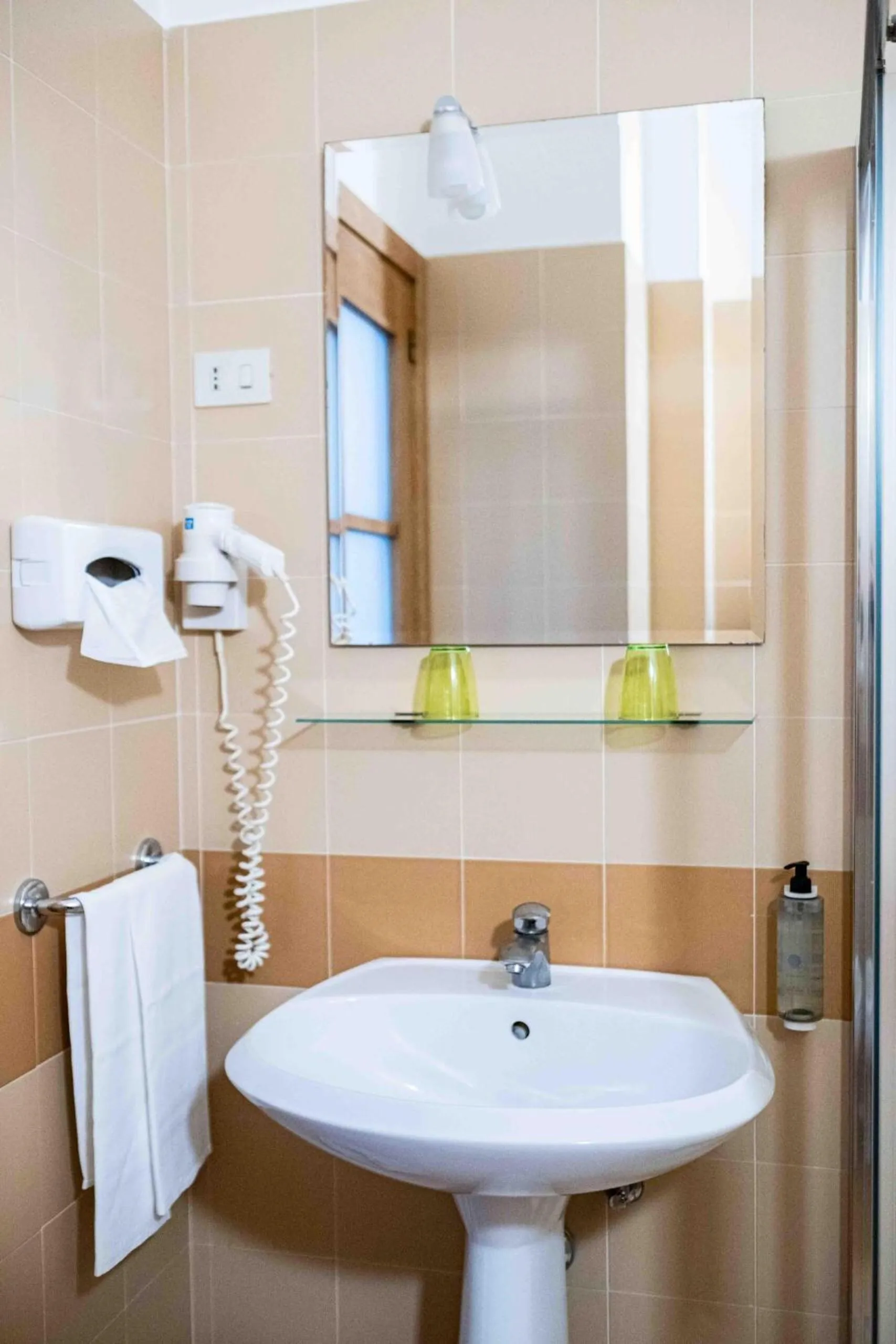Bathroom in Hotel Baglio Santacroce