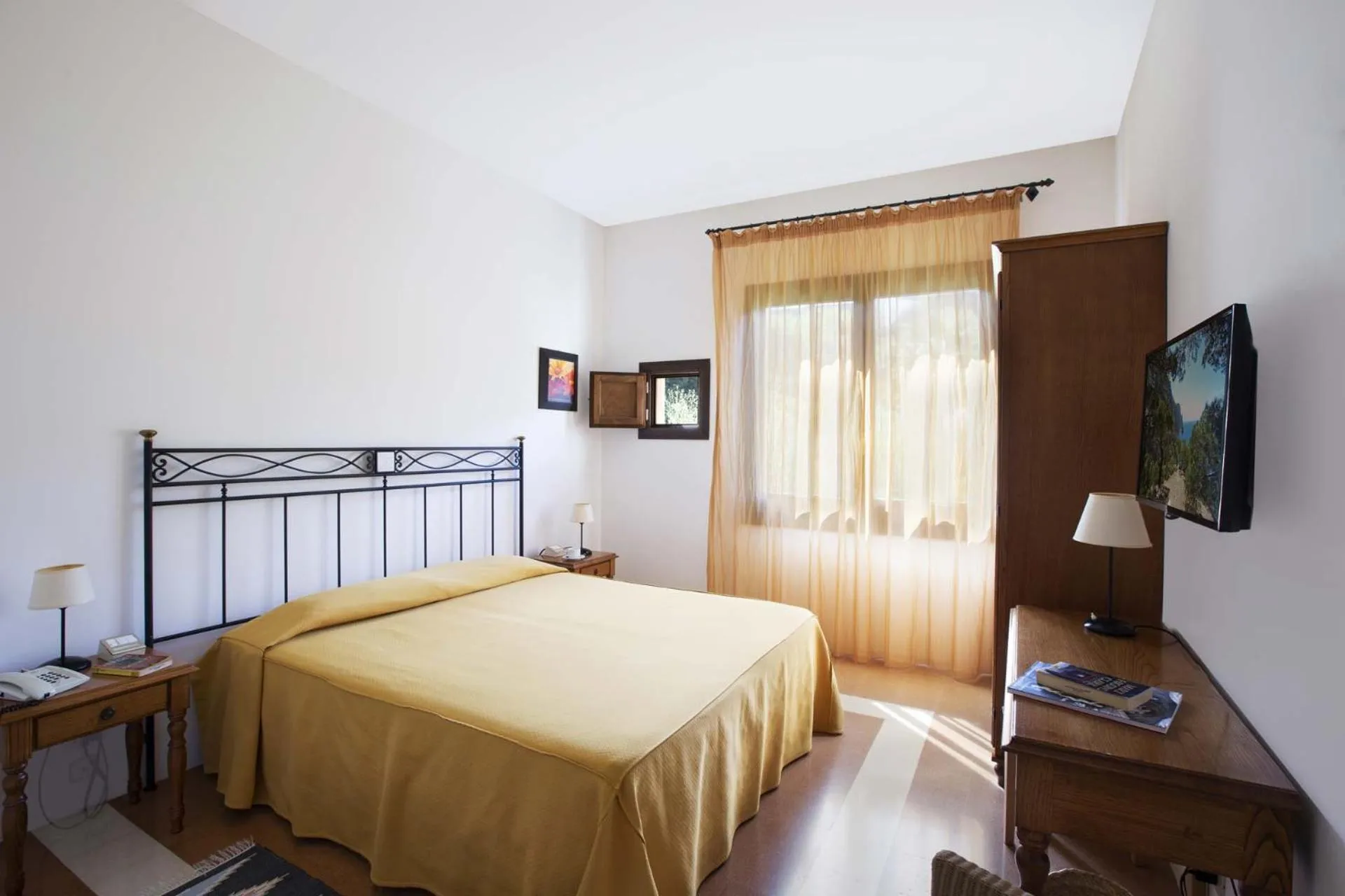 Bedroom, Bed in Hotel Baglio Santacroce