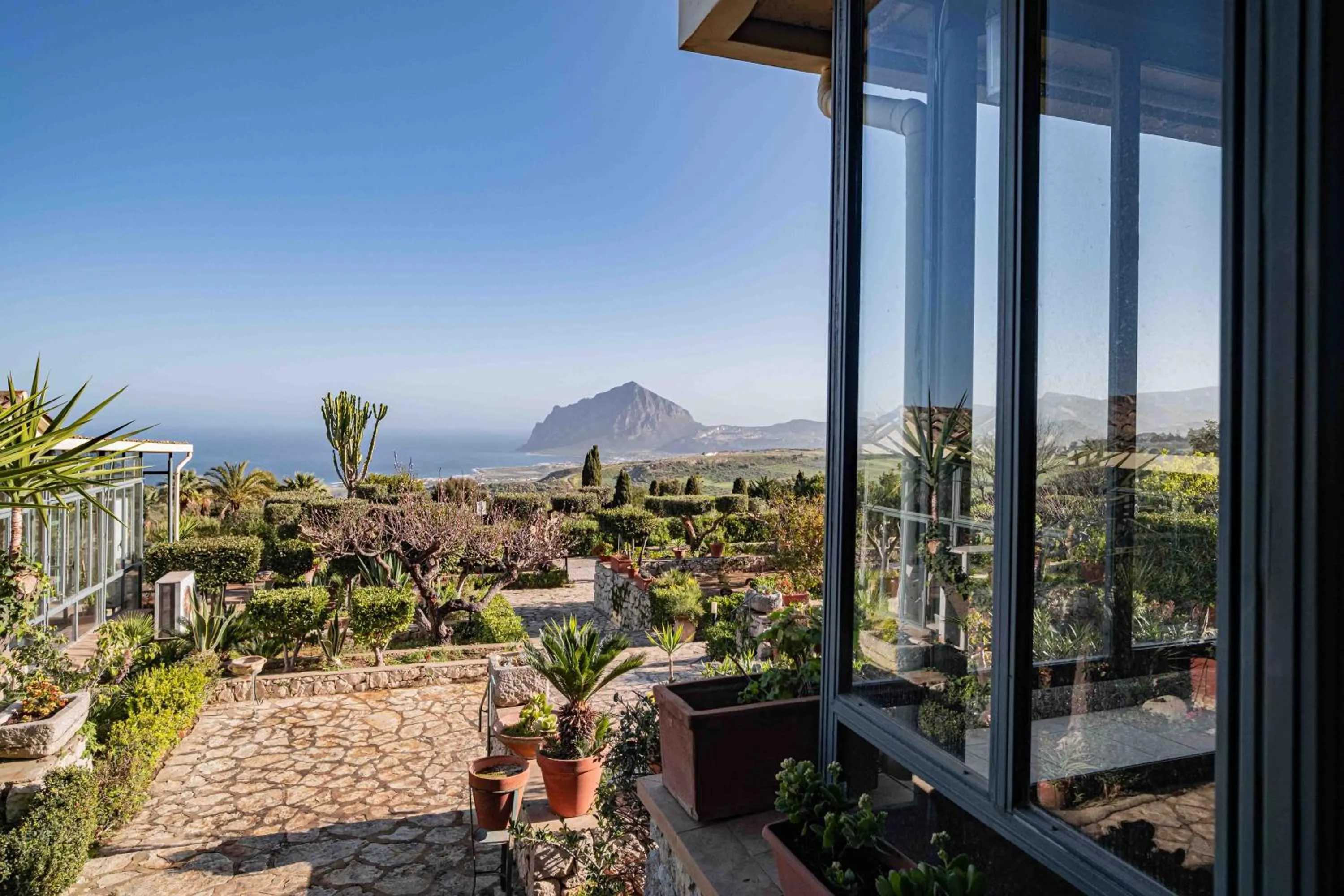 Spring in Hotel Baglio Santacroce