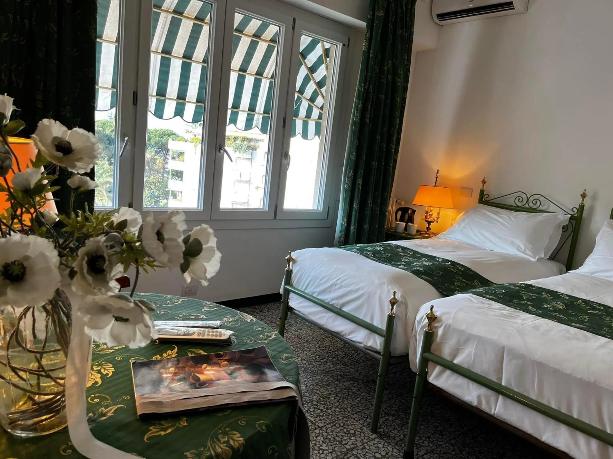 Standard Twin Room in Eveline Portosole Hotel