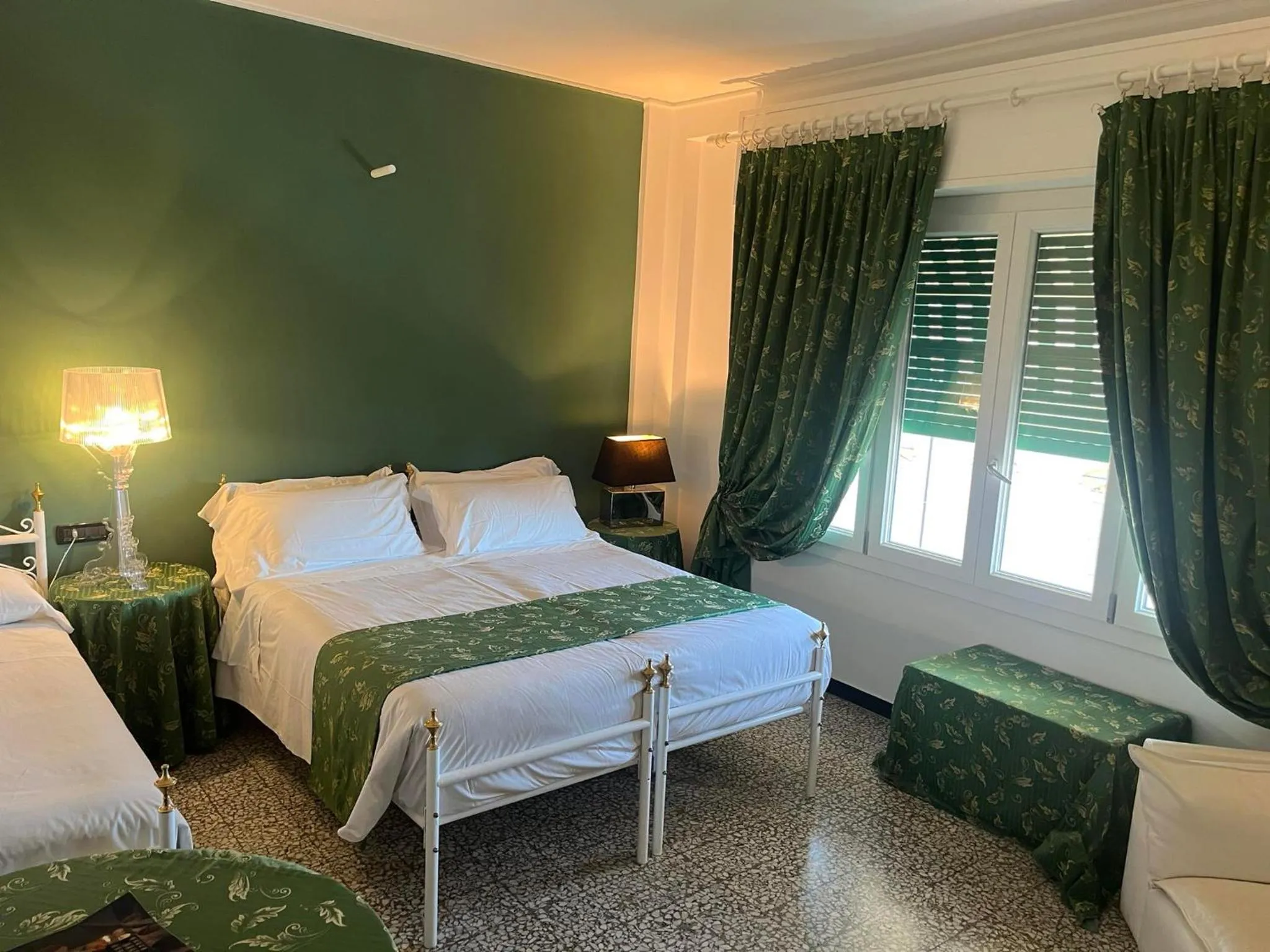 Bedroom, Bed in Eveline Portosole Hotel