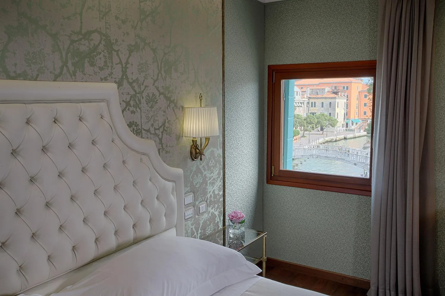 River view, Bed in Hotel Santa Chiara