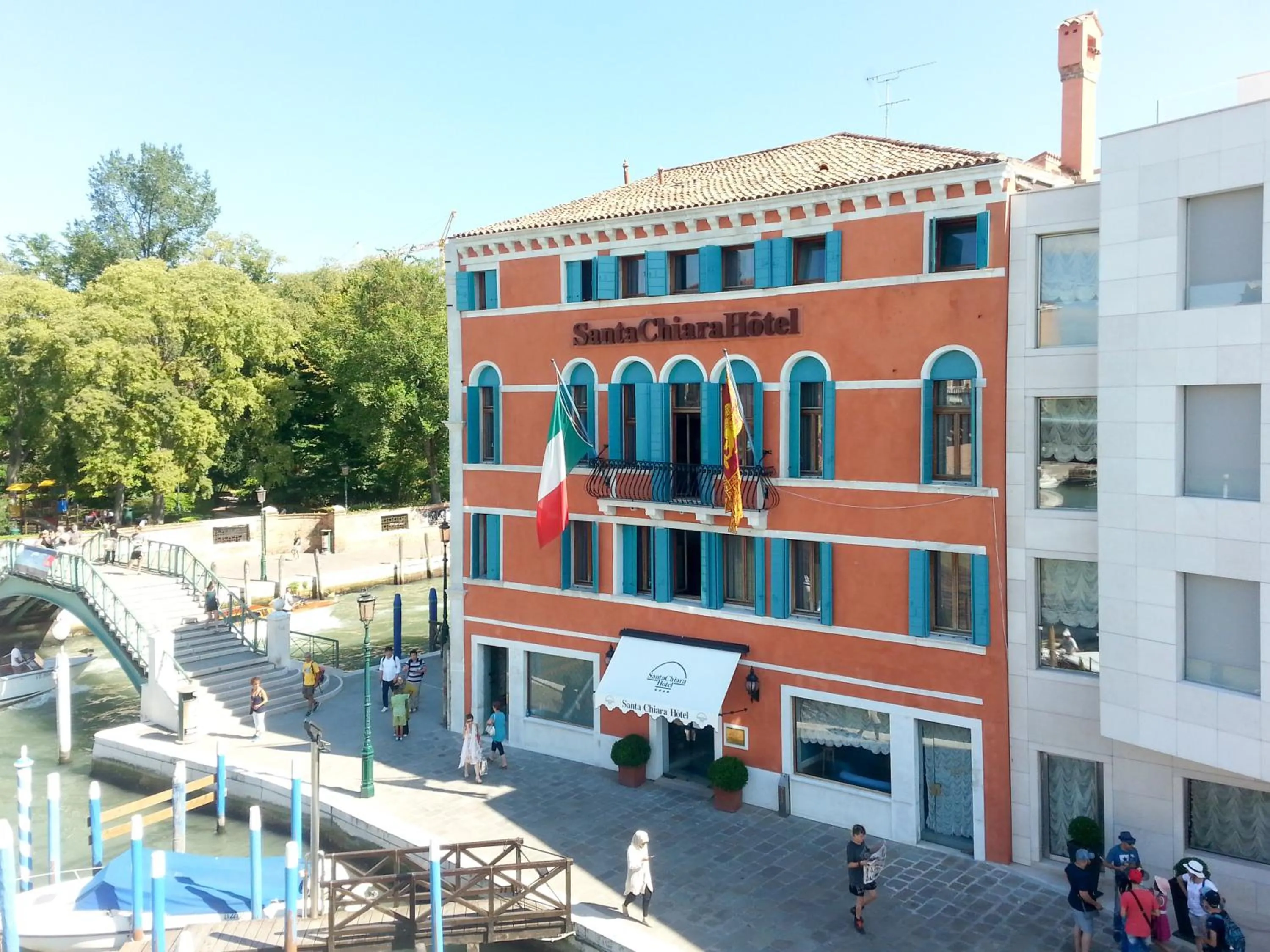 Property building in Hotel Santa Chiara