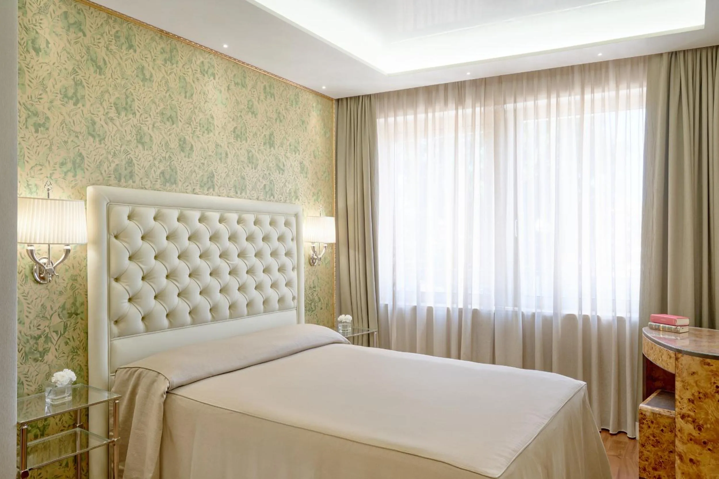 Bedroom, Bed in Hotel Santa Chiara