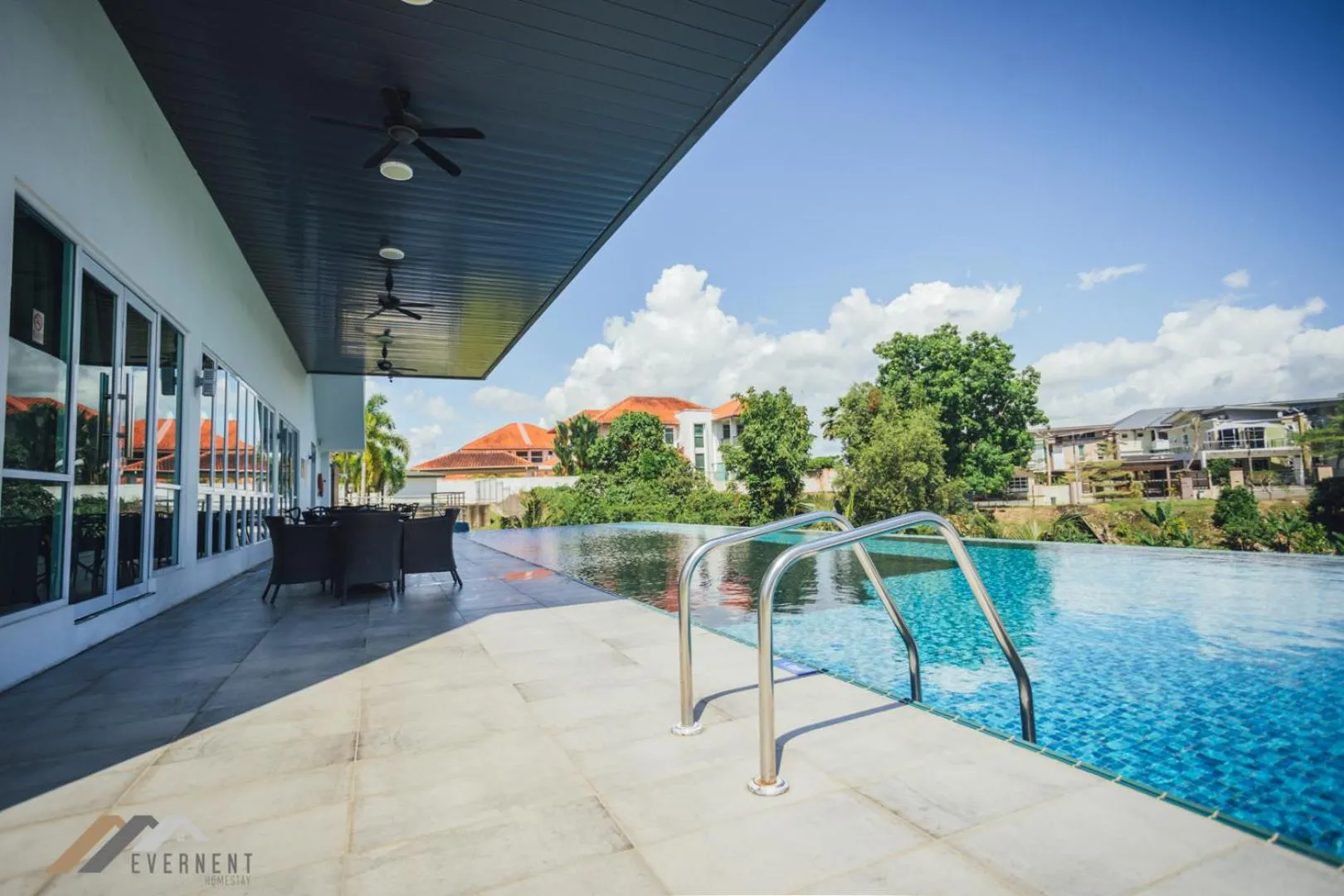 Swimming pool in Serene Heights by Evernent