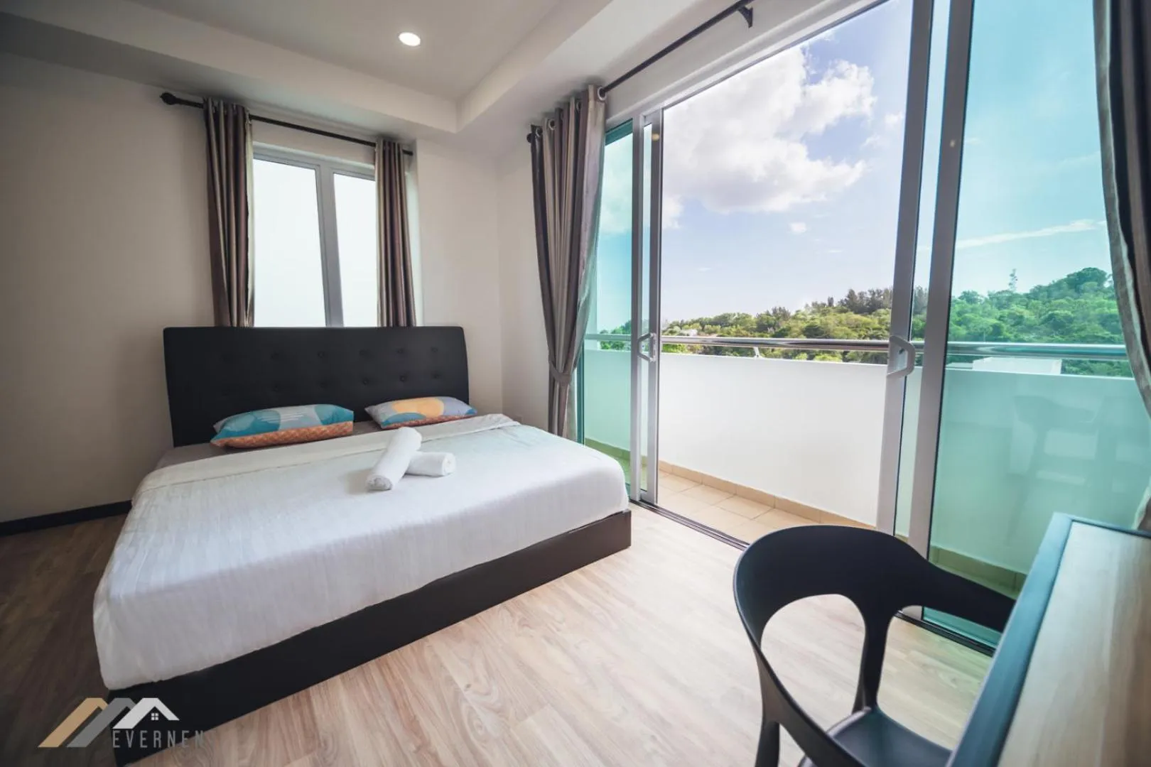 Bedroom, Bed in Serene Heights by Evernent