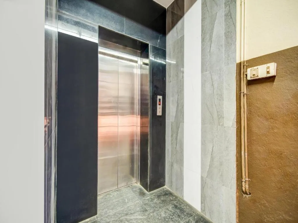 elevator in HOTEL ROYAL PARADISE