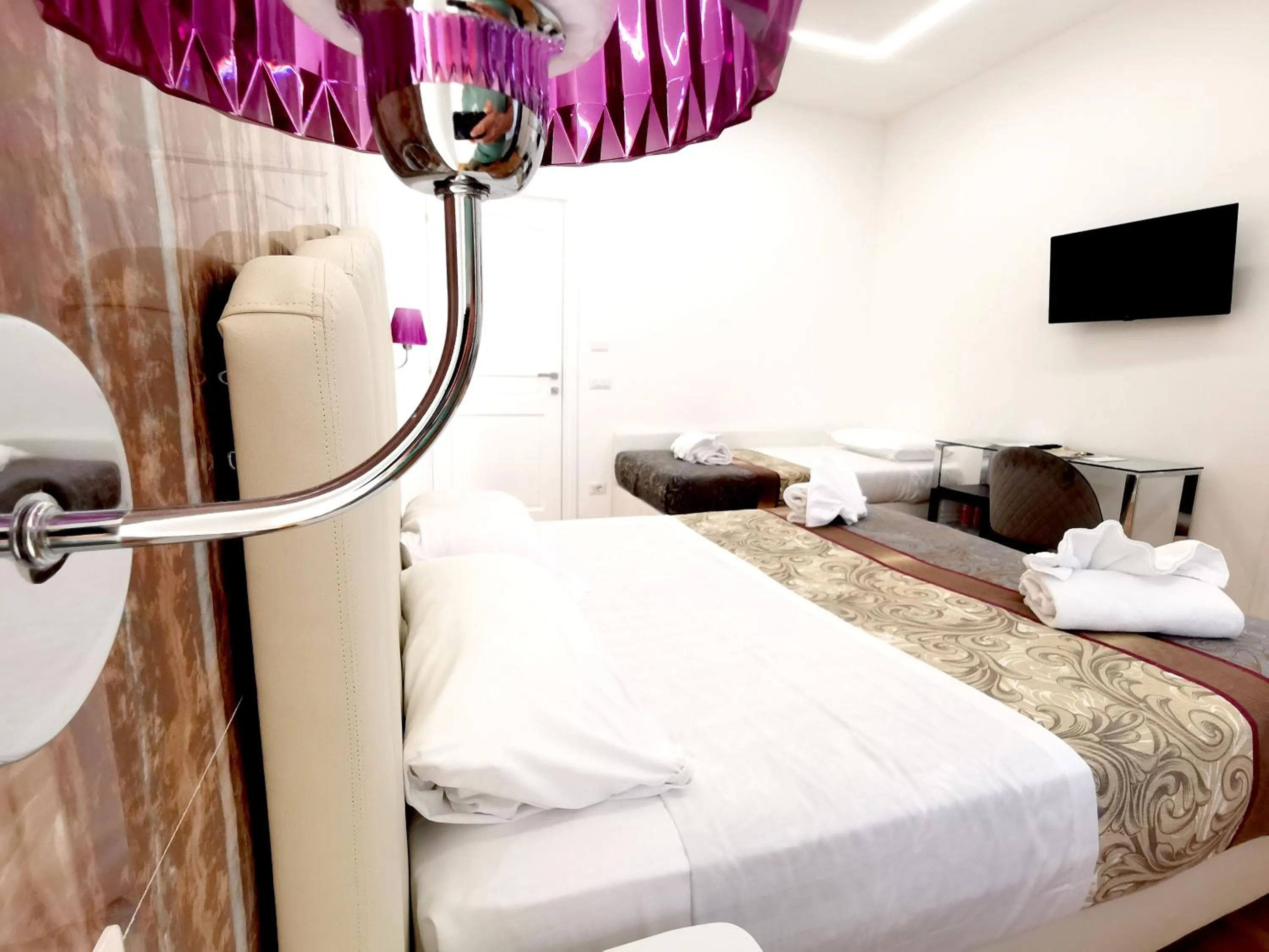 Bedroom, Bed in Navona Central Relais