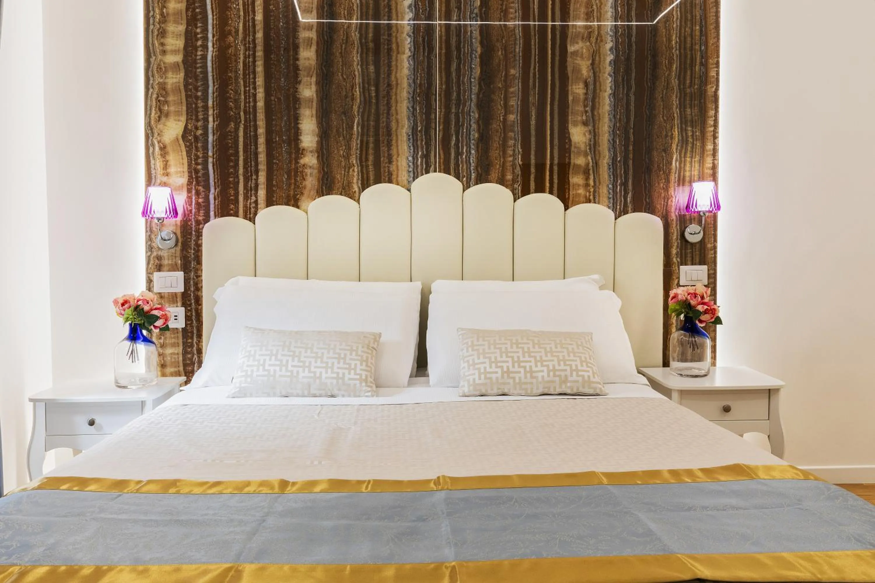 Bed in Navona Central Relais