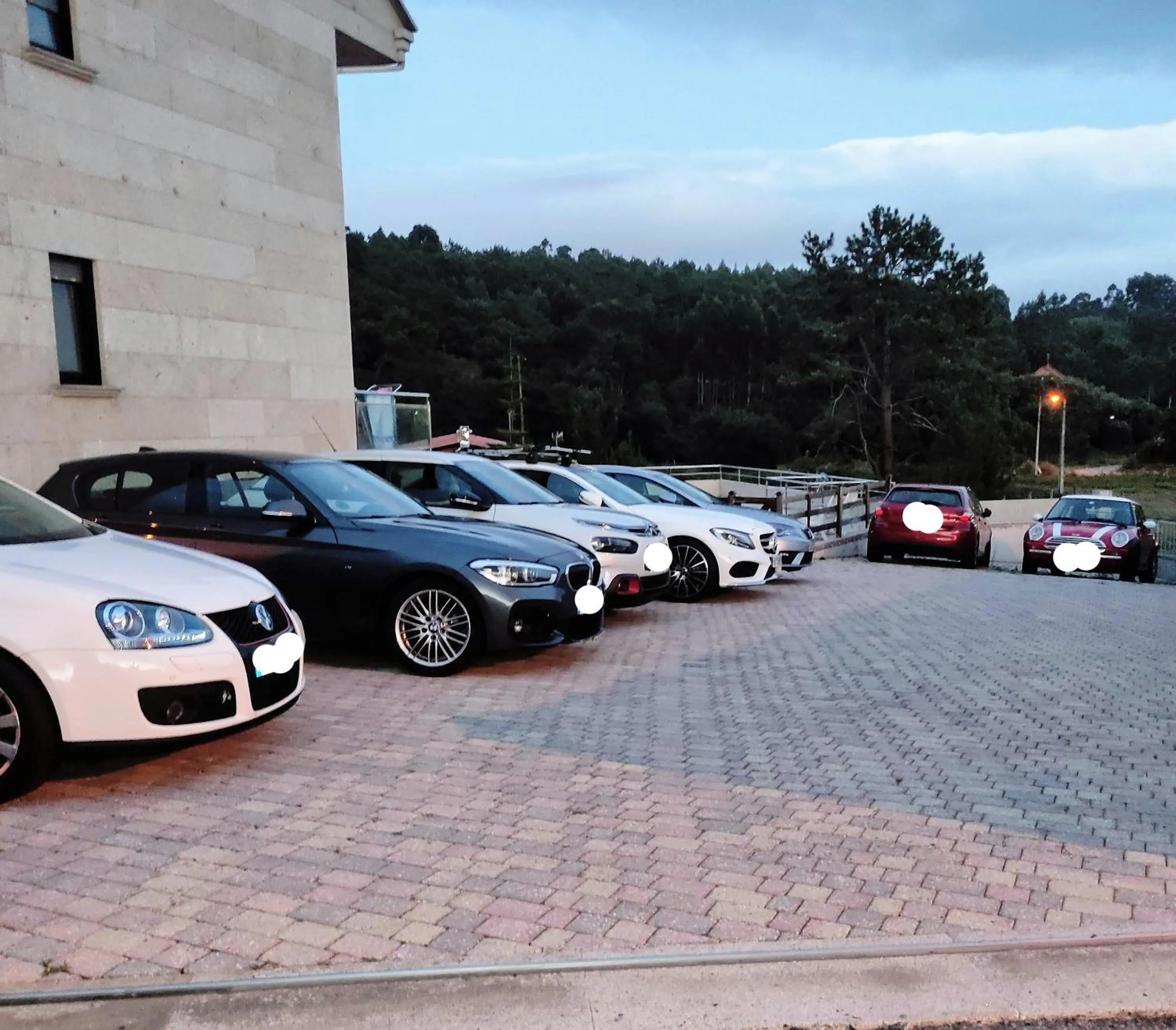 Parking in Apartamentos aDoniña Playa Major Sanxenxo