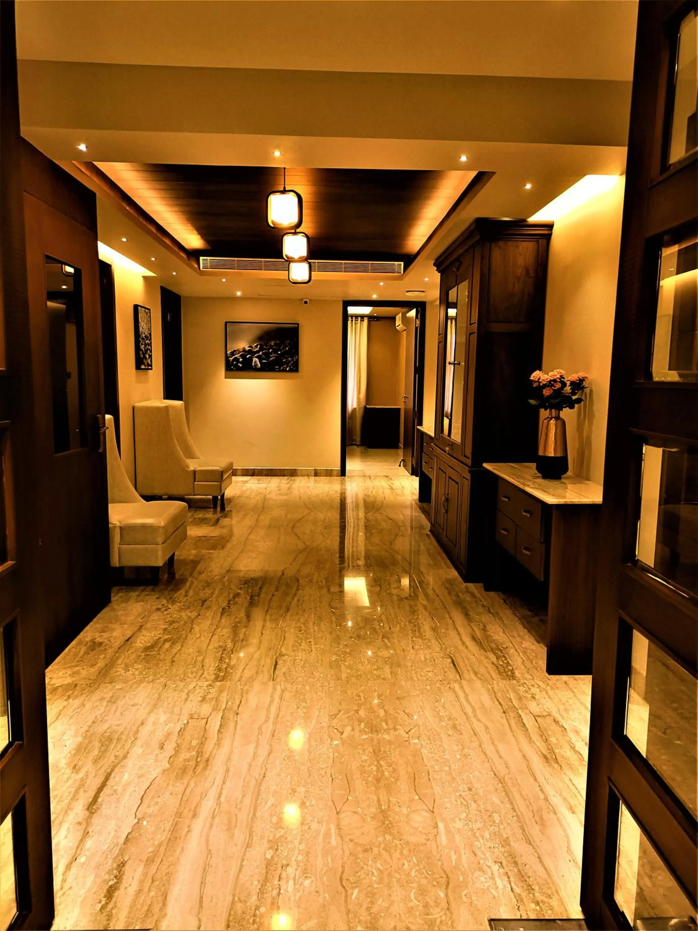 Lobby or reception in Retrieve Health & Wellness