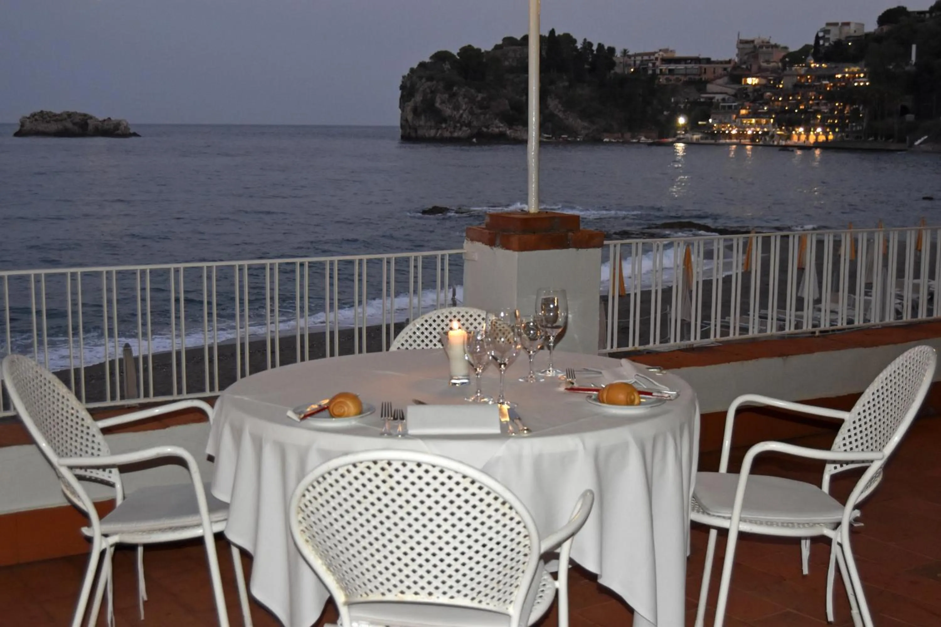 Restaurant/places to eat in Hotel Lido Mediterranee