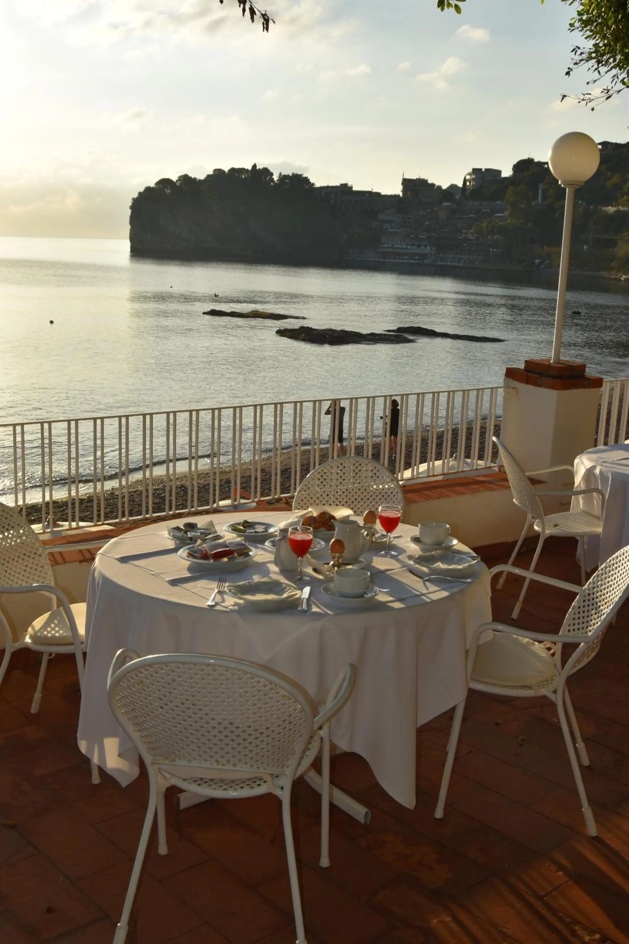 Restaurant/places to eat in Hotel Lido Mediterranee