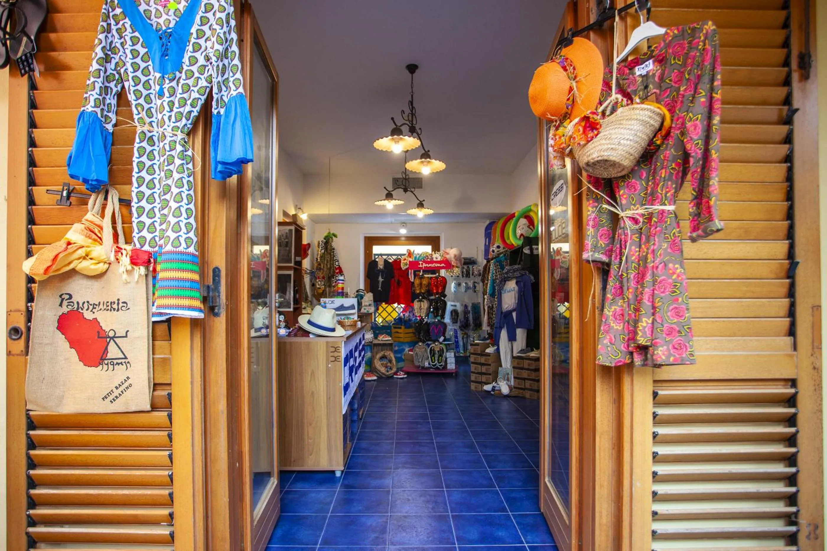 On-site shops in Pantelleria Resort