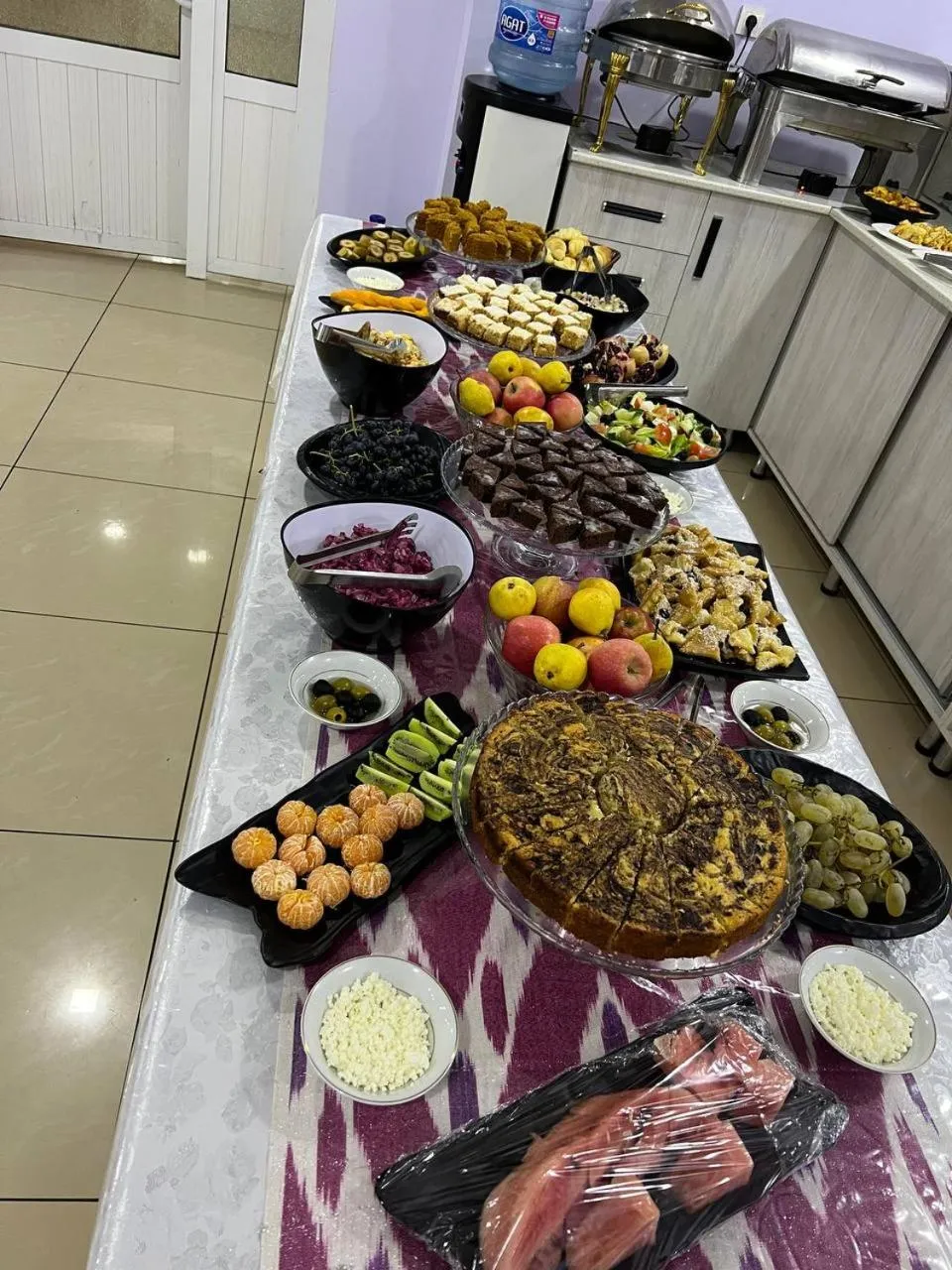 Buffet breakfast in Grand Avenue Hotel