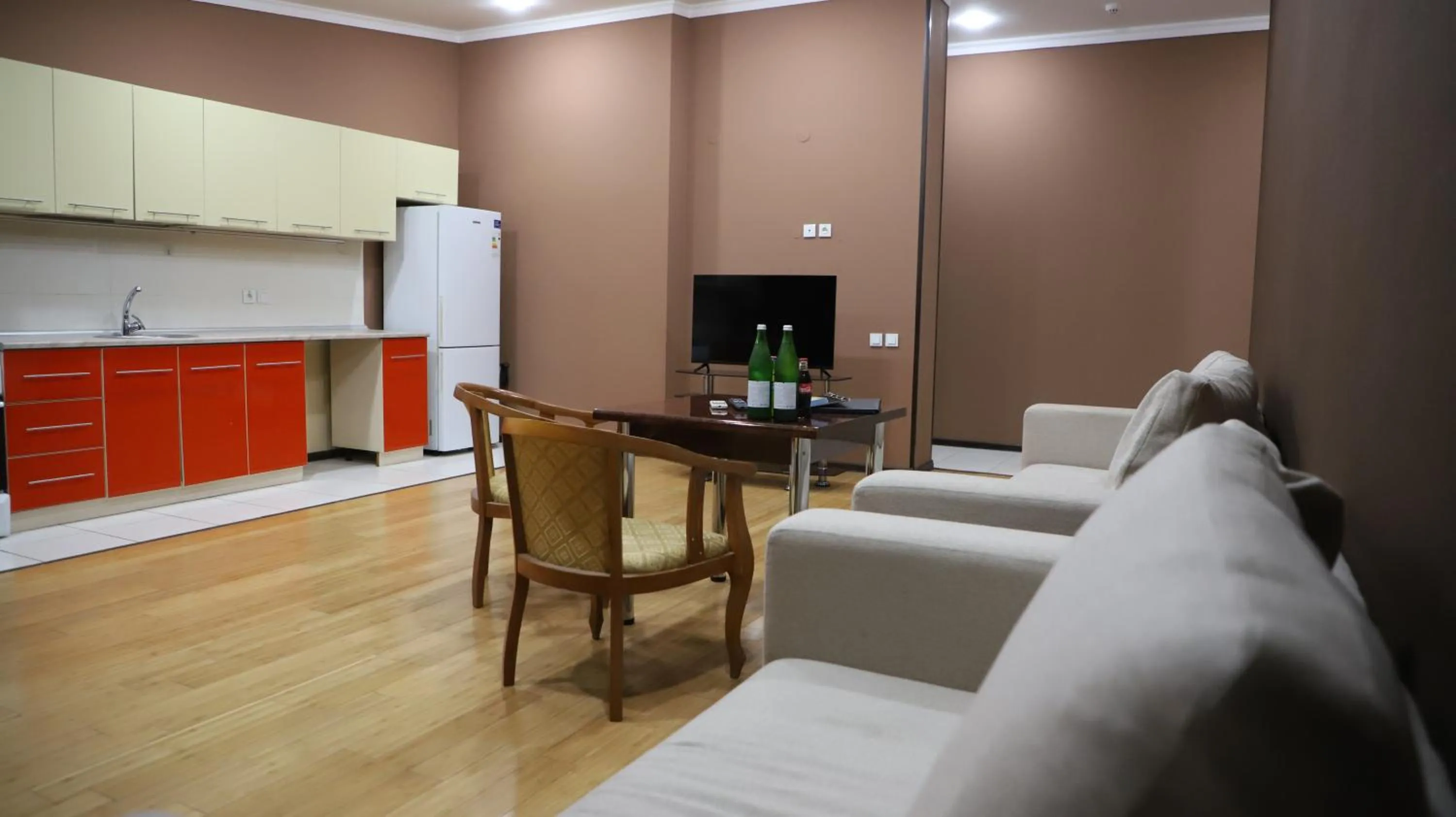 TV and multimedia in Grand Avenue Hotel