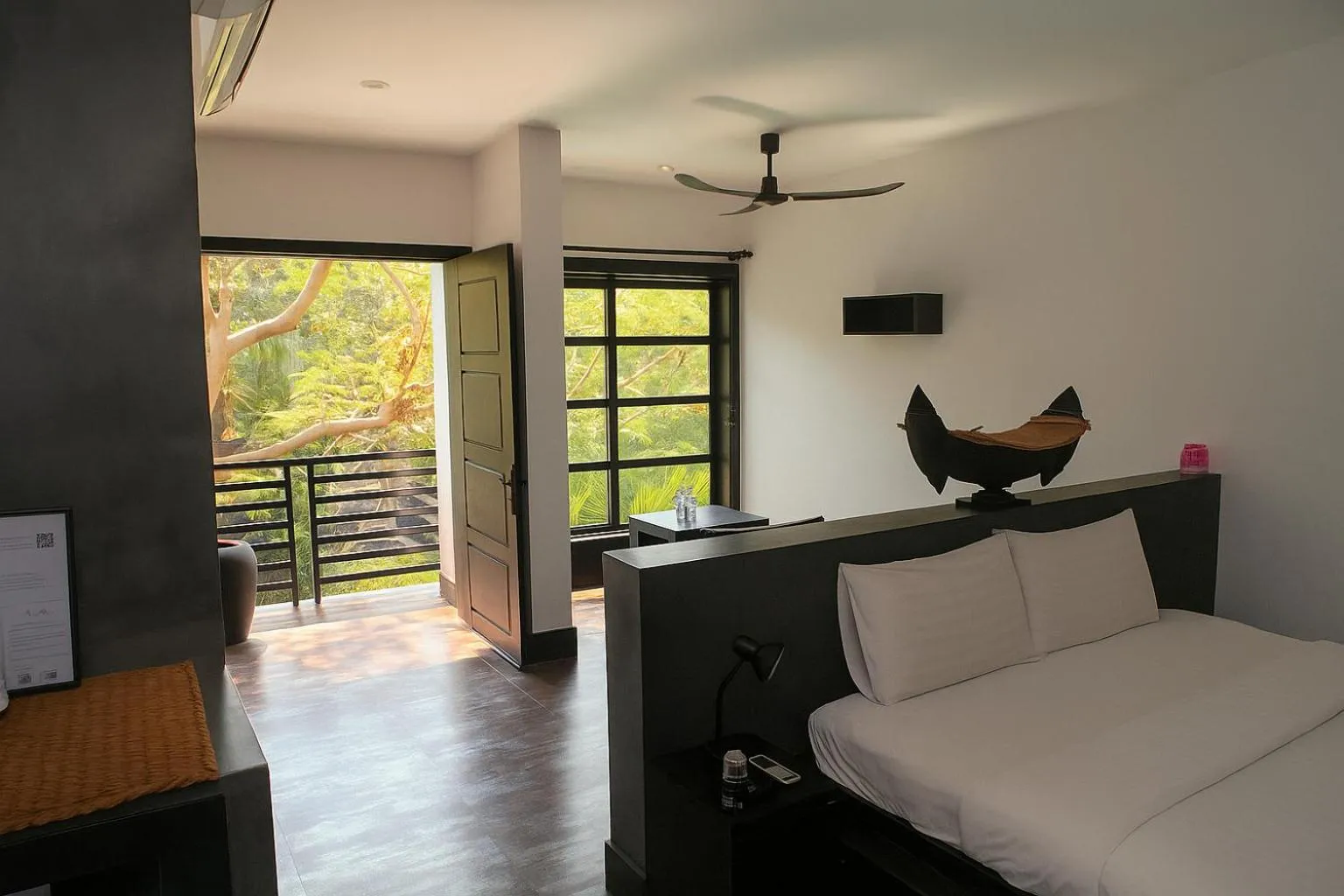 Bedroom, Bed in Prana Hotel