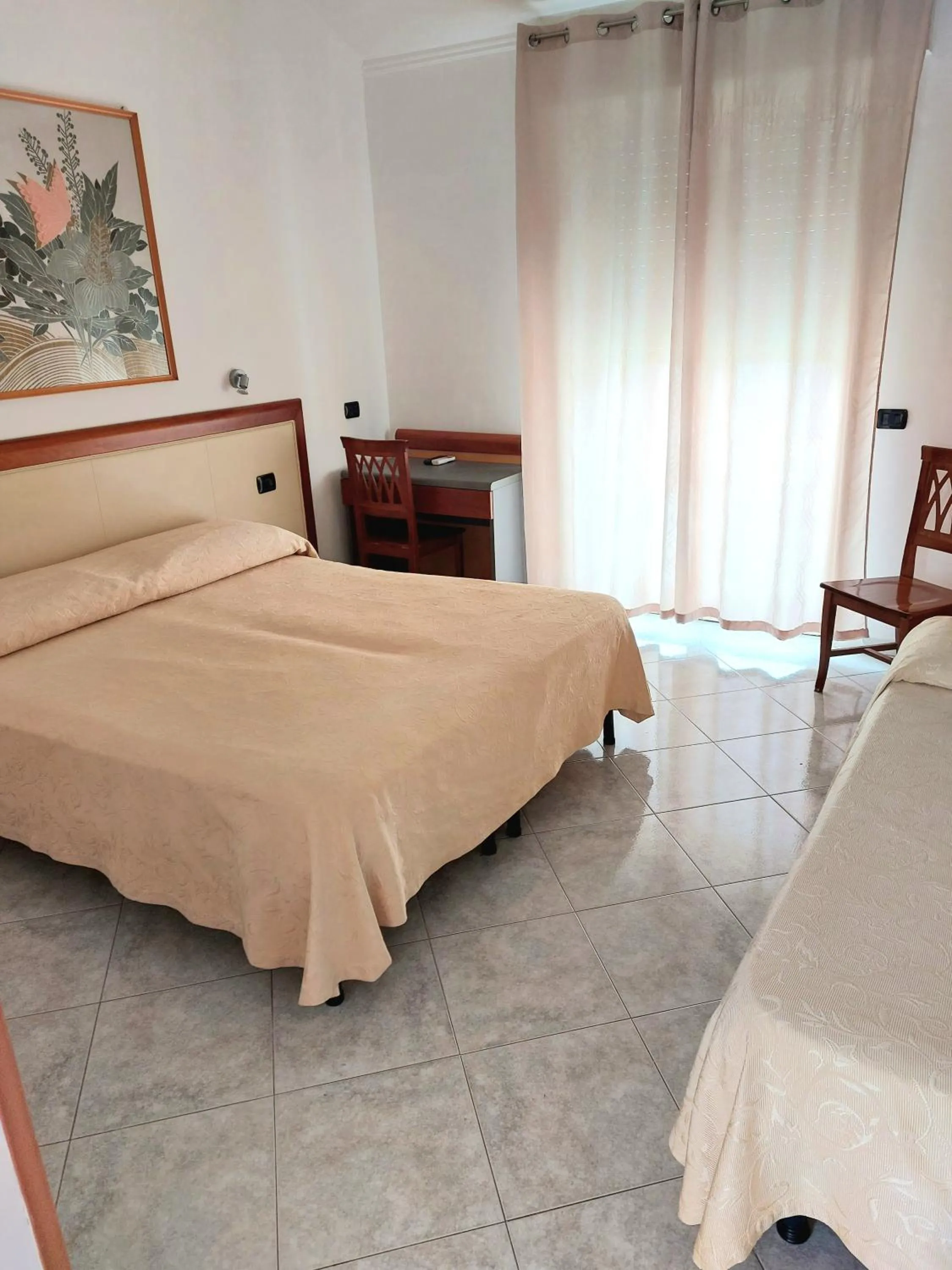 Bed in Hotel Klein Wien