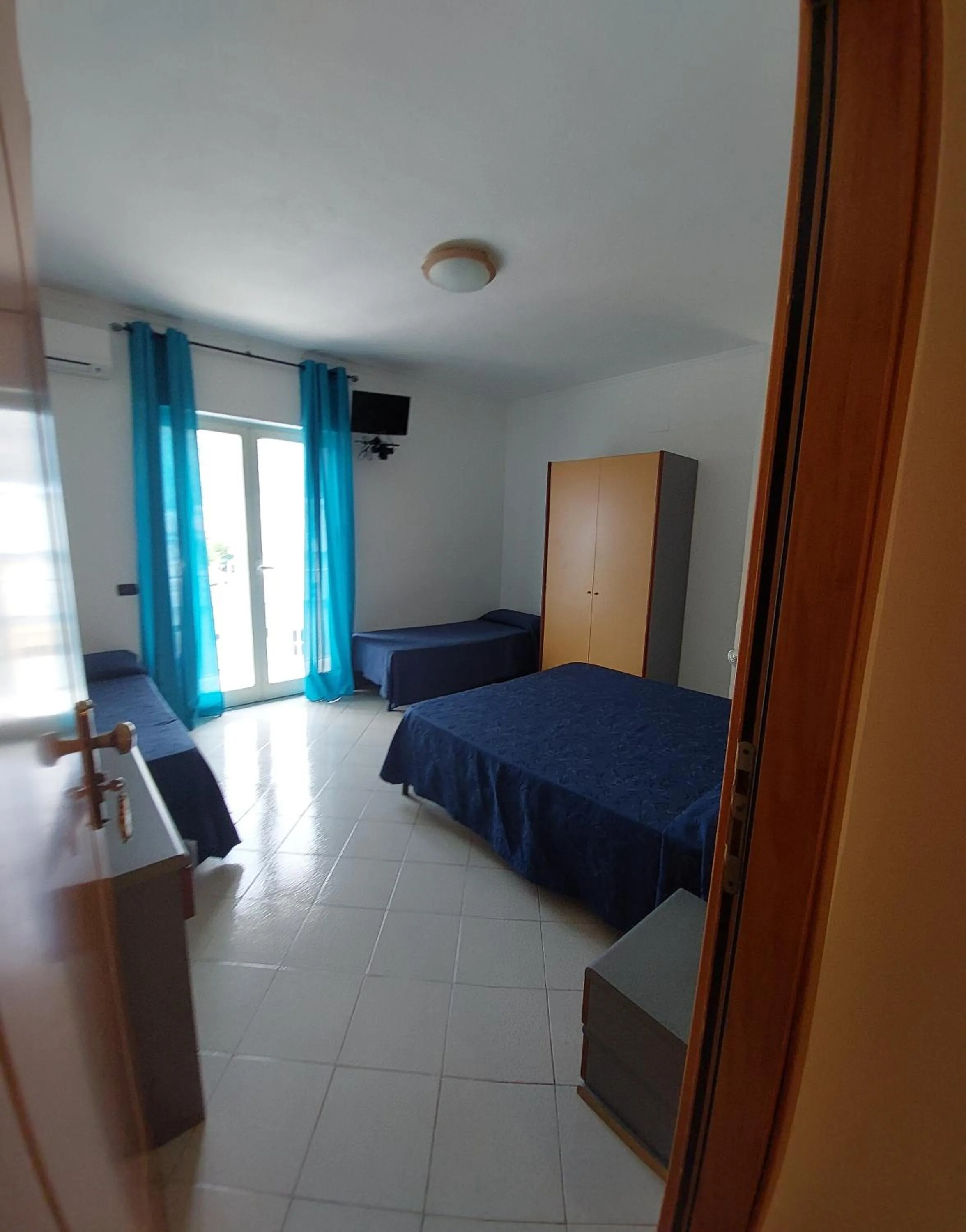 Bed in Hotel Klein Wien