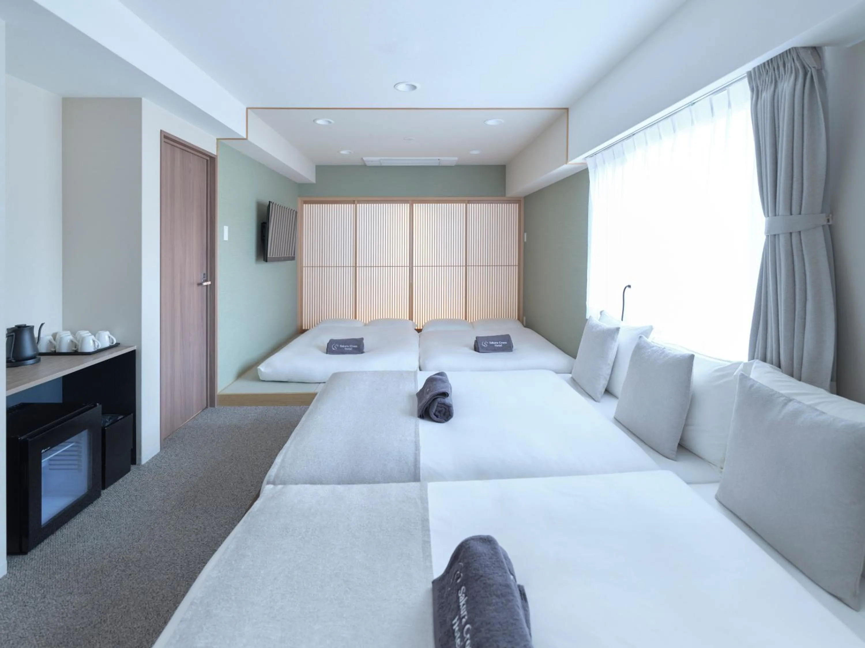 Photo of the whole room, Bed in Sakura Cross Hotel Kyoto Kiyomizu