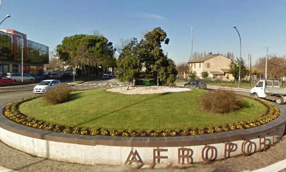 Area and facilities in Air Hotel