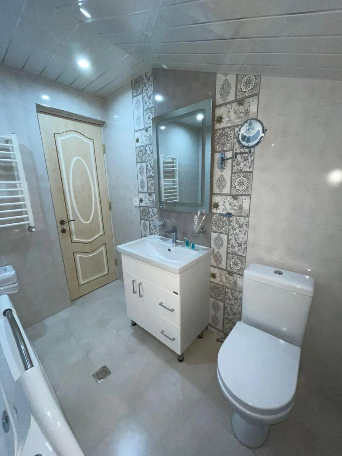 Bathroom in Anga Yerevan Hotel