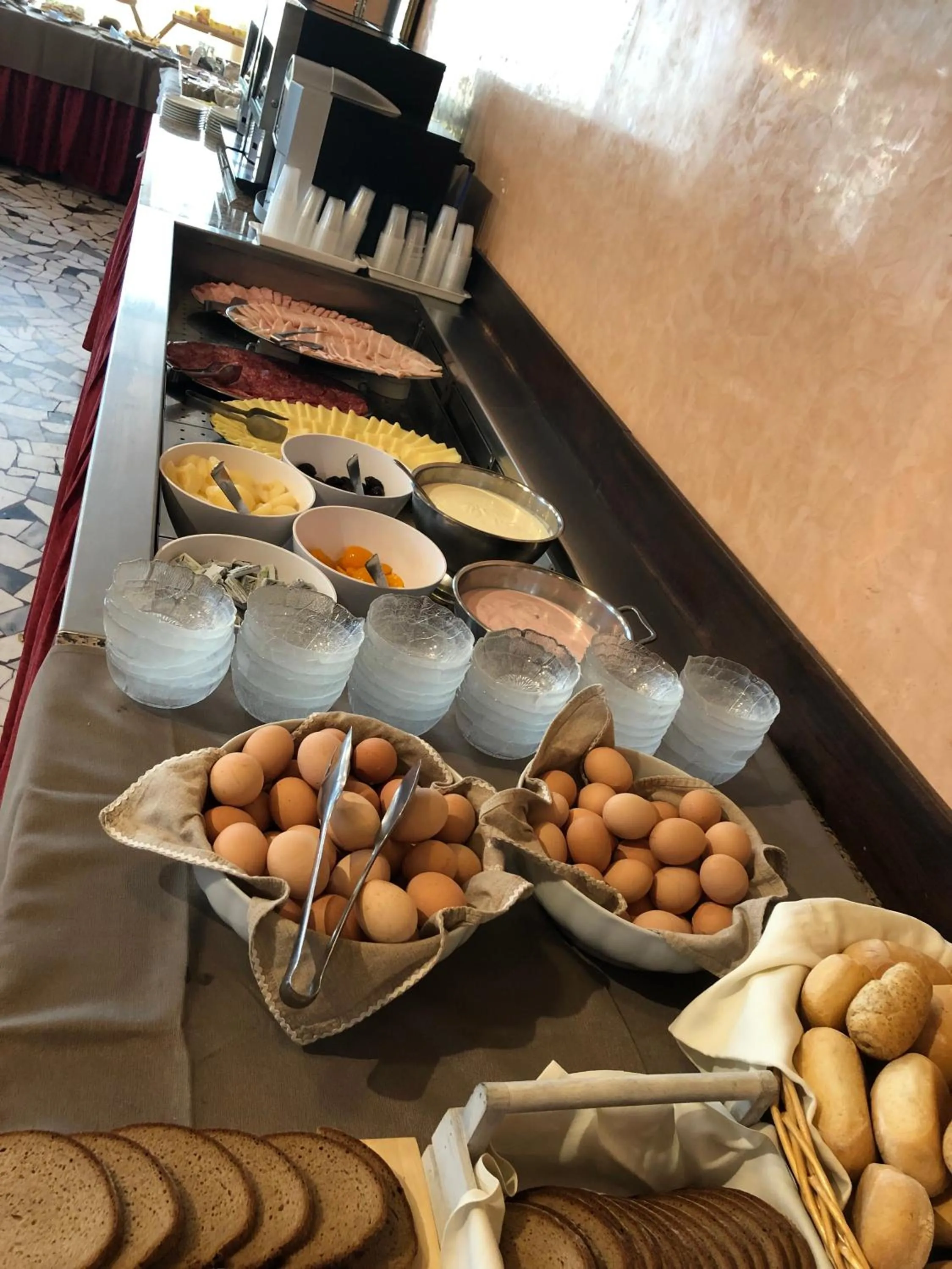 Breakfast in Hotel AMALFI