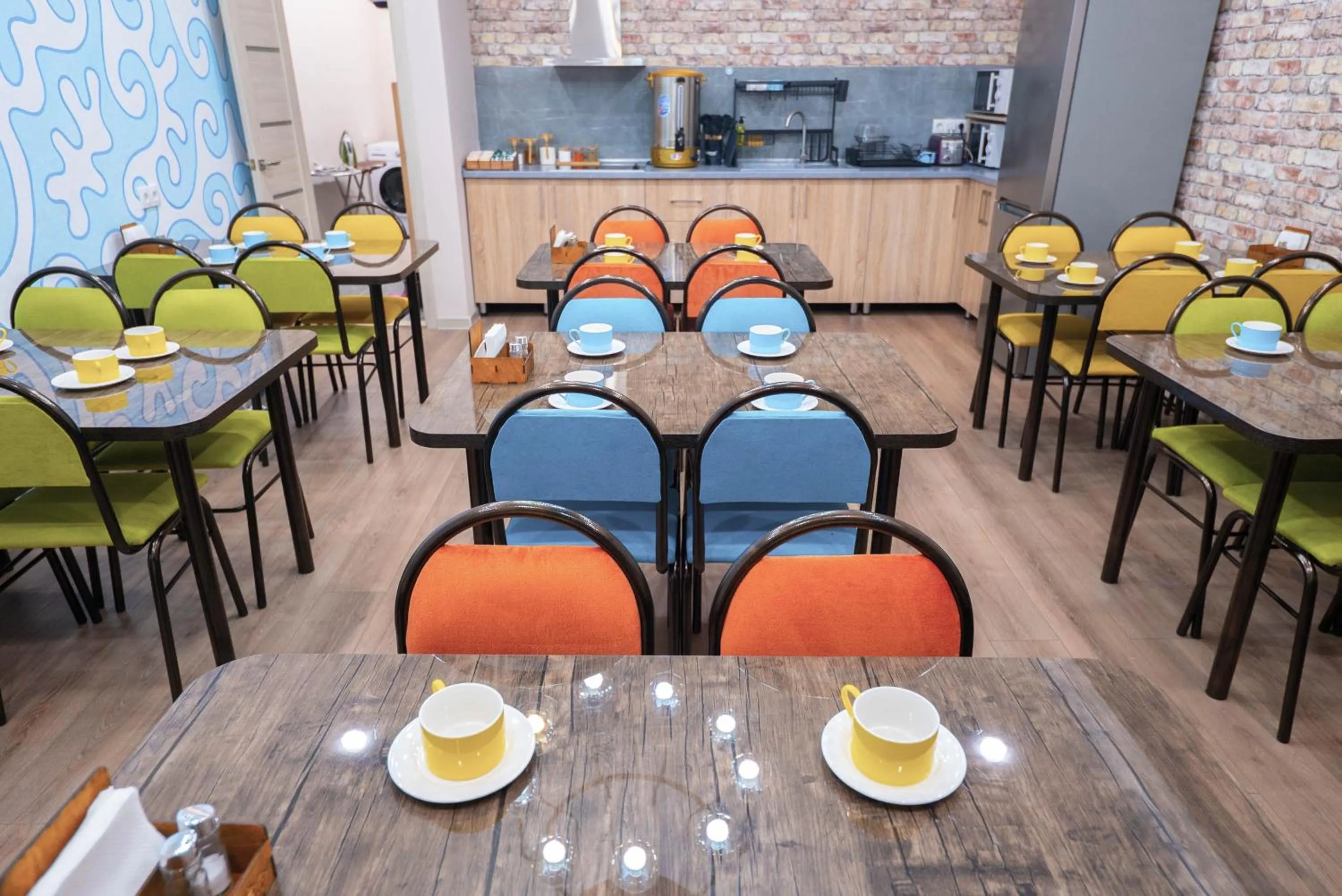 Restaurant/places to eat in Kaganat Hostel