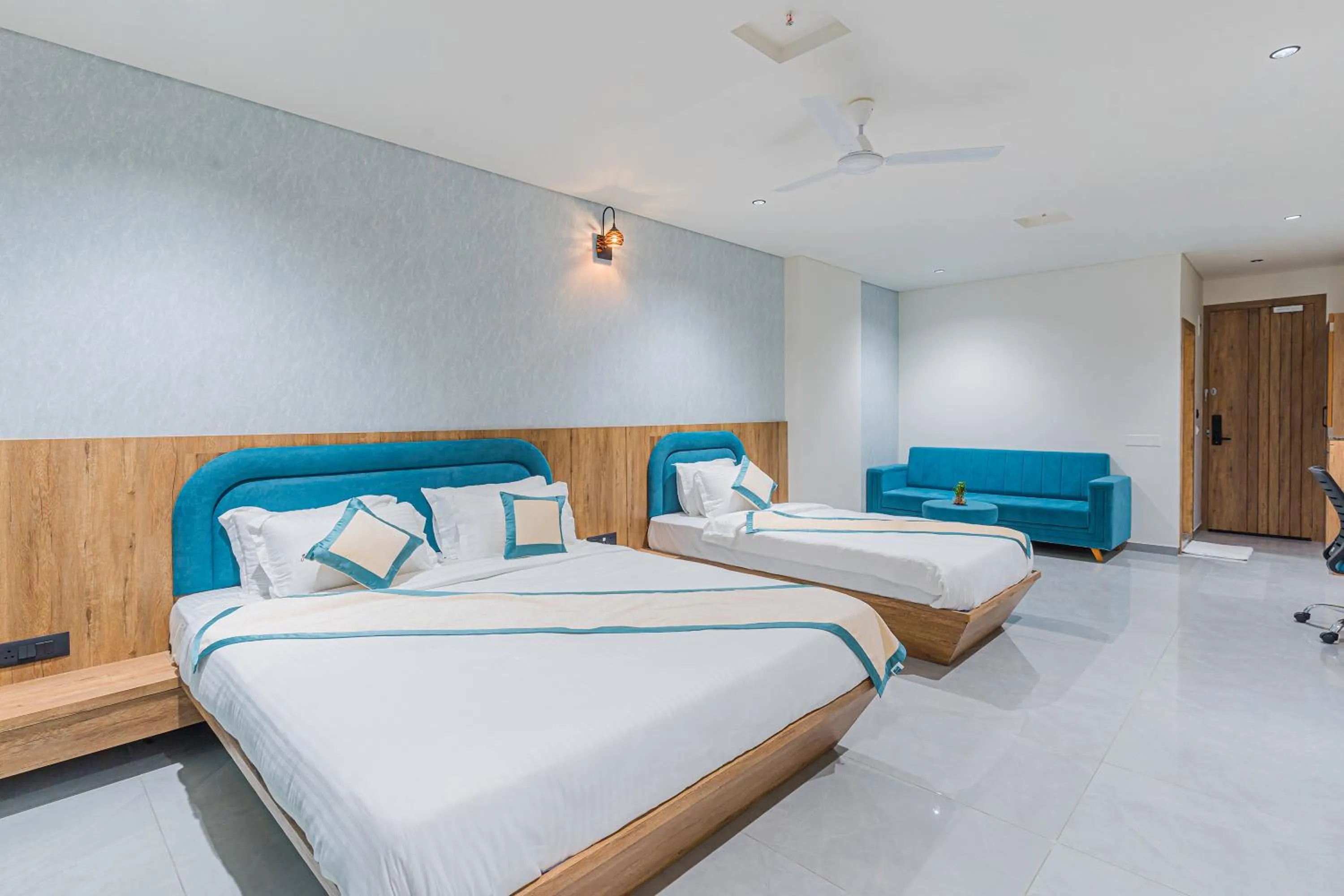 Bed in Hotel The Grand Heaven