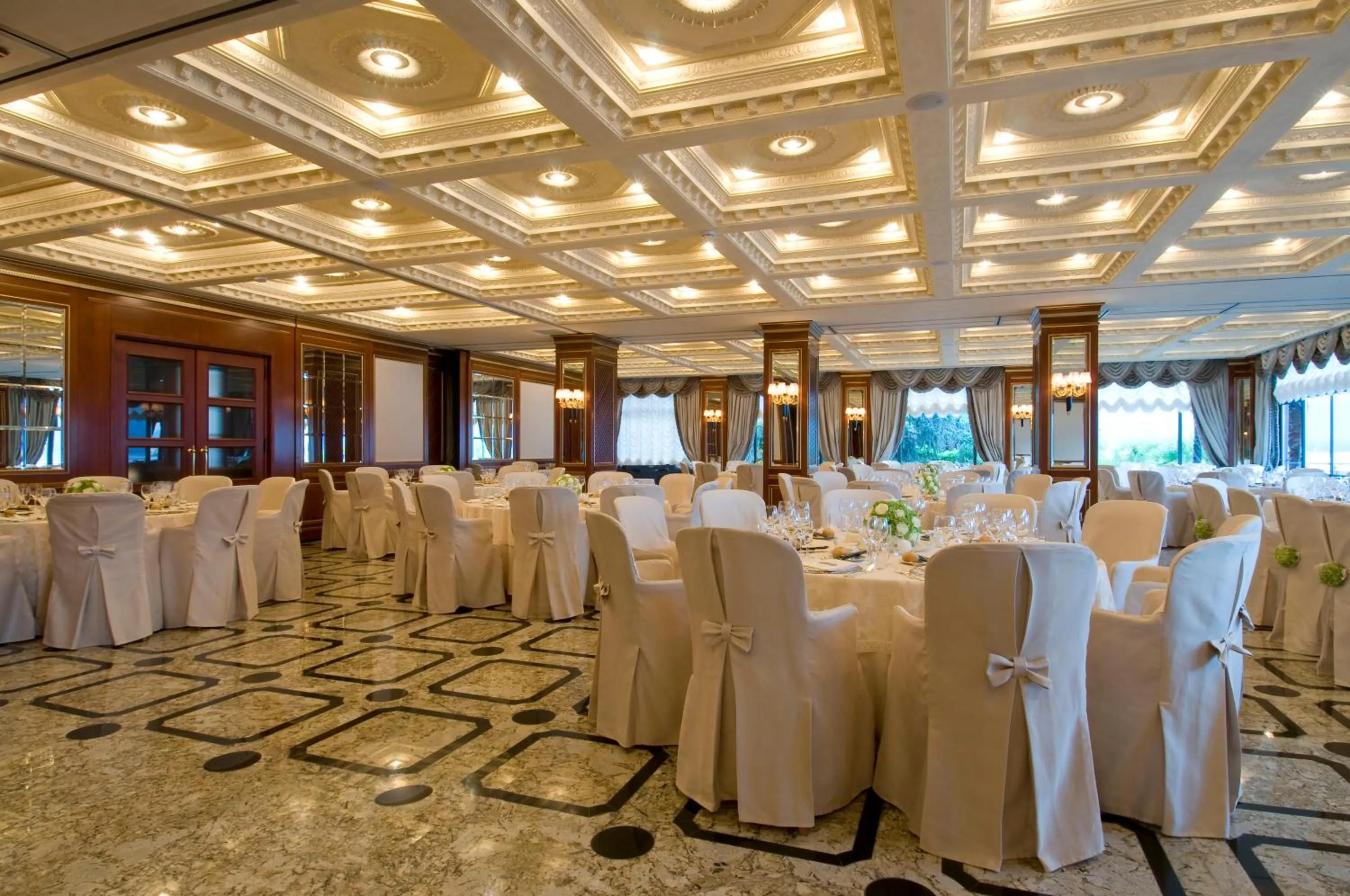 Restaurant/places to eat in Hotel Splendid