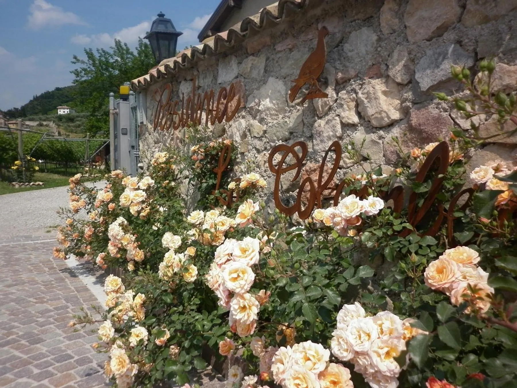 Facade/entrance in Residence La Colombera