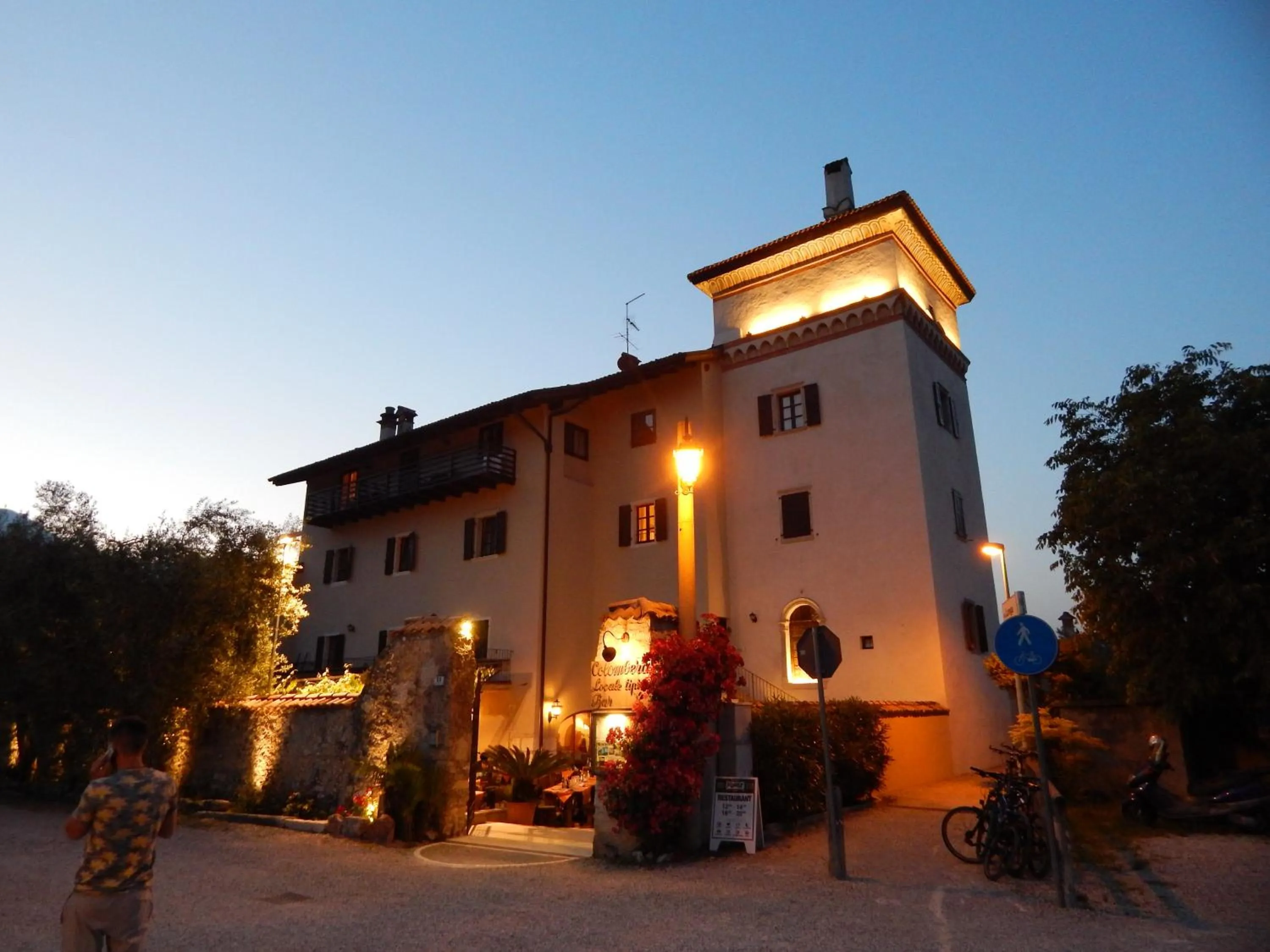 Property building in Residence La Colombera