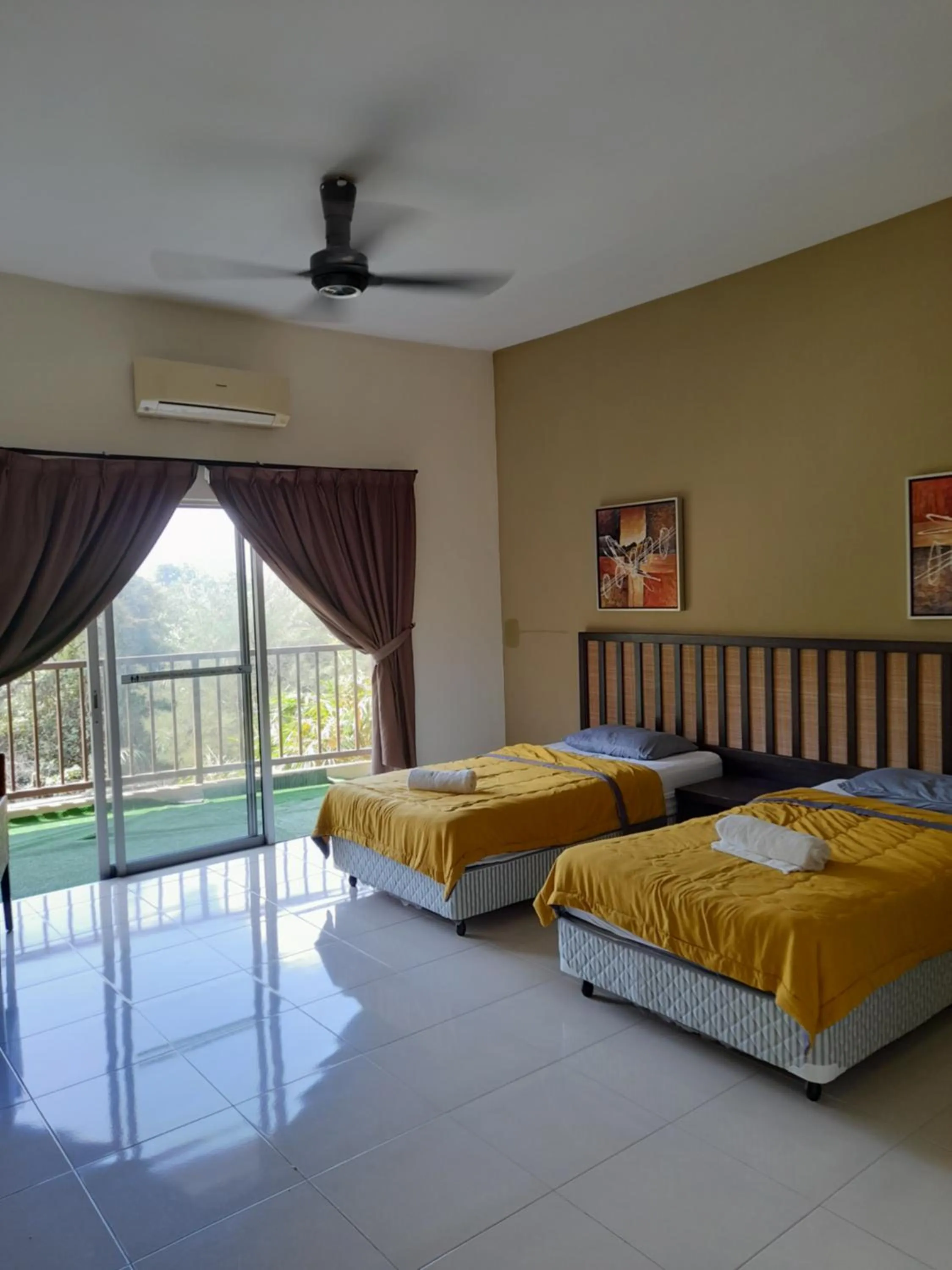 Bed in ccfd 5pax Gold Coast Morib Resort - Banting Sepang KLIA Tanjung Sepat